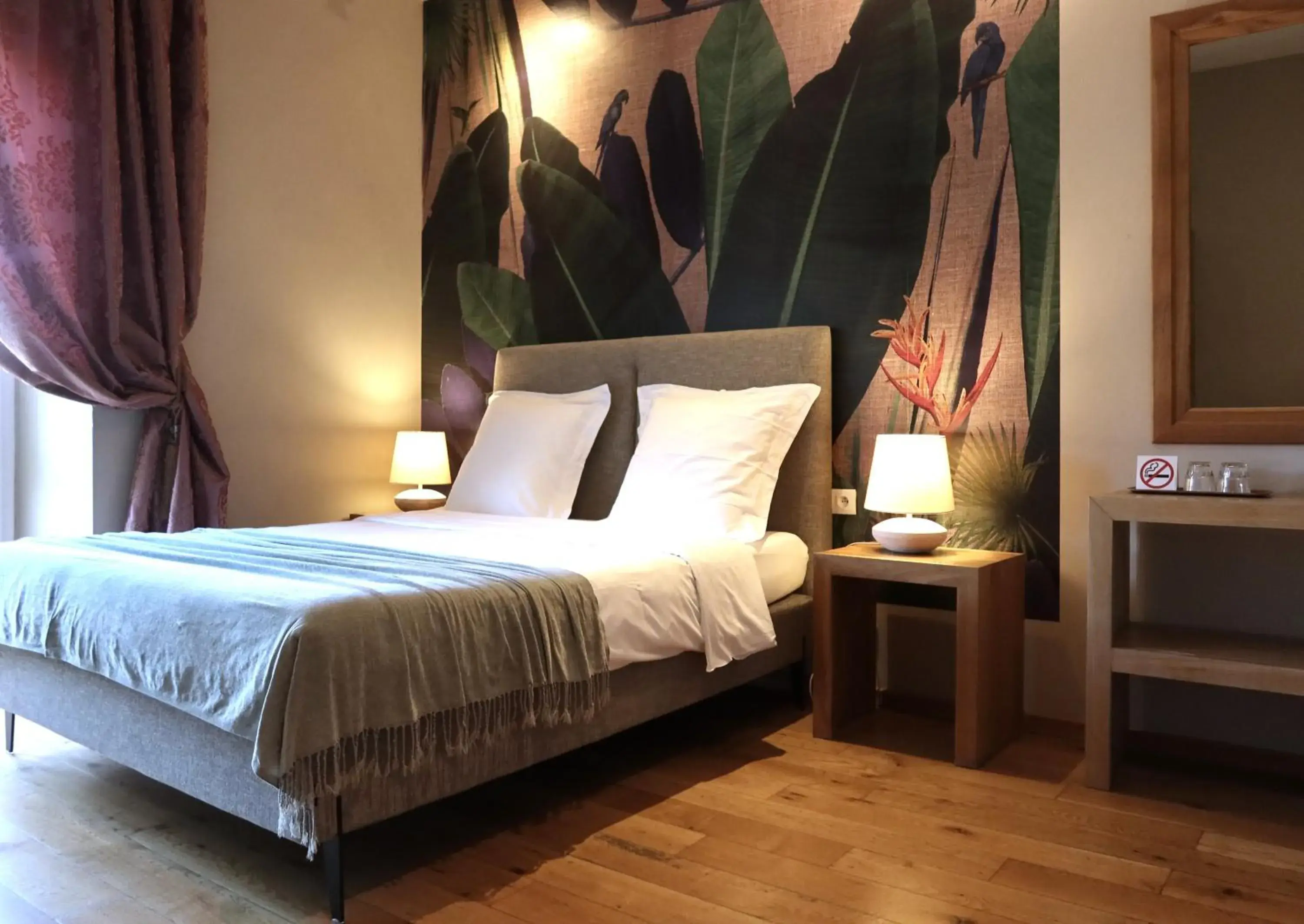 Deluxe Double Room with Balcony in Hotel De La Mer Deluxe Double Room with Balcony in Hotel De La Mer