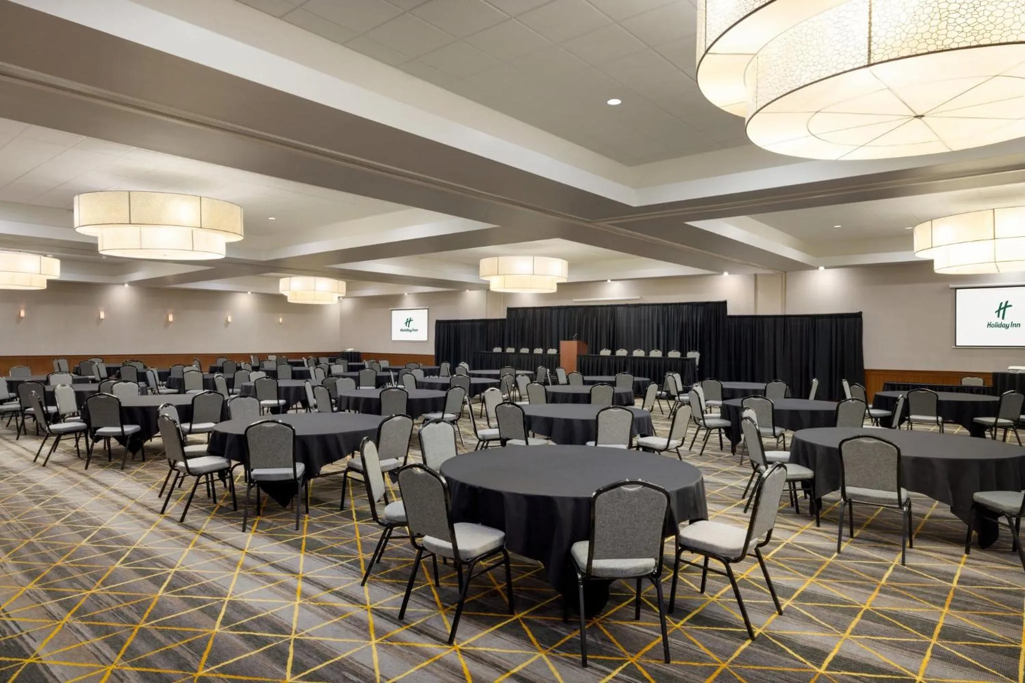 Banquet/Function facilities in Holiday Inn Louisville East - Hurstbourne by IHG
