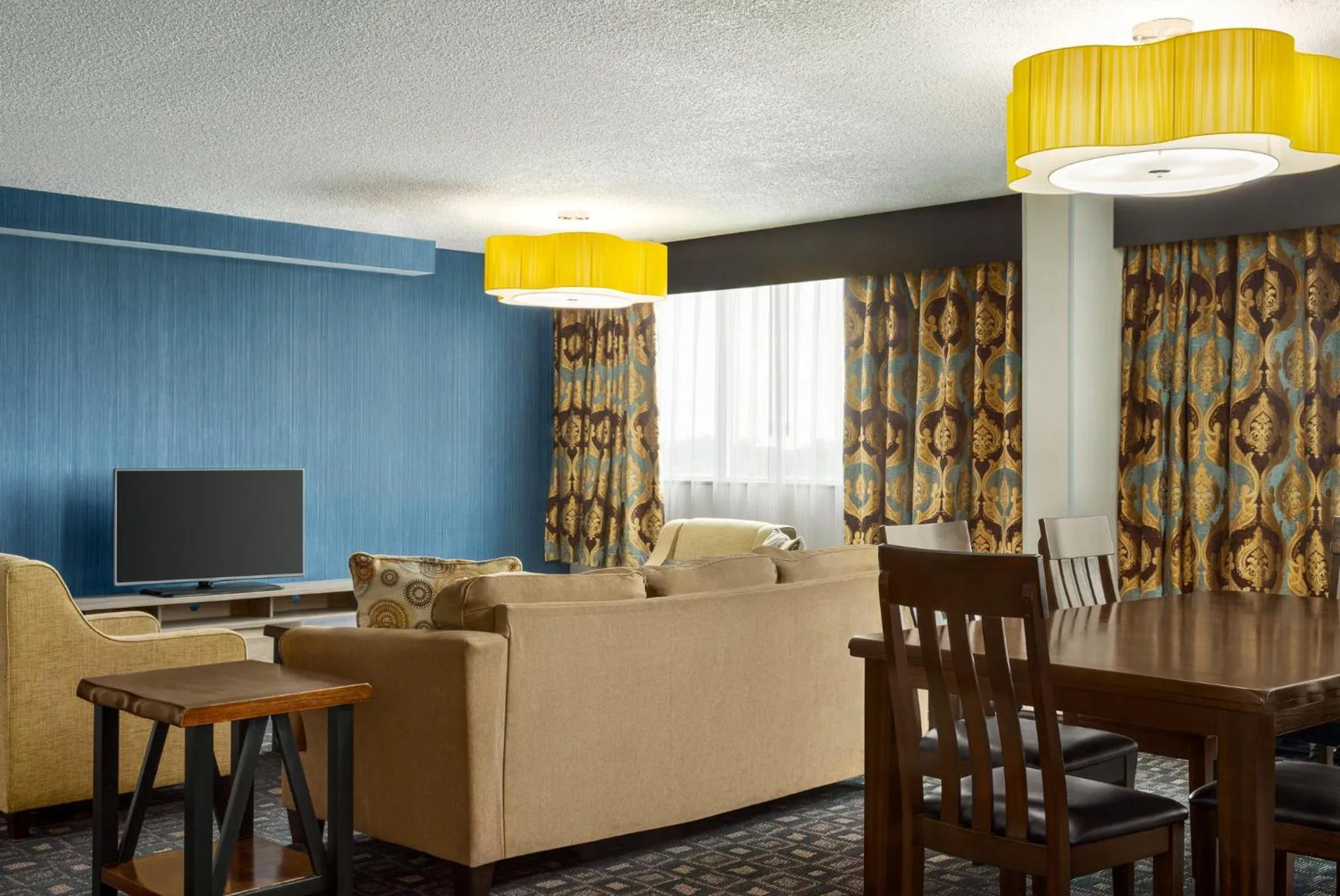 Photo of the whole room in Holiday Inn Louisville East - Hurstbourne by IHG