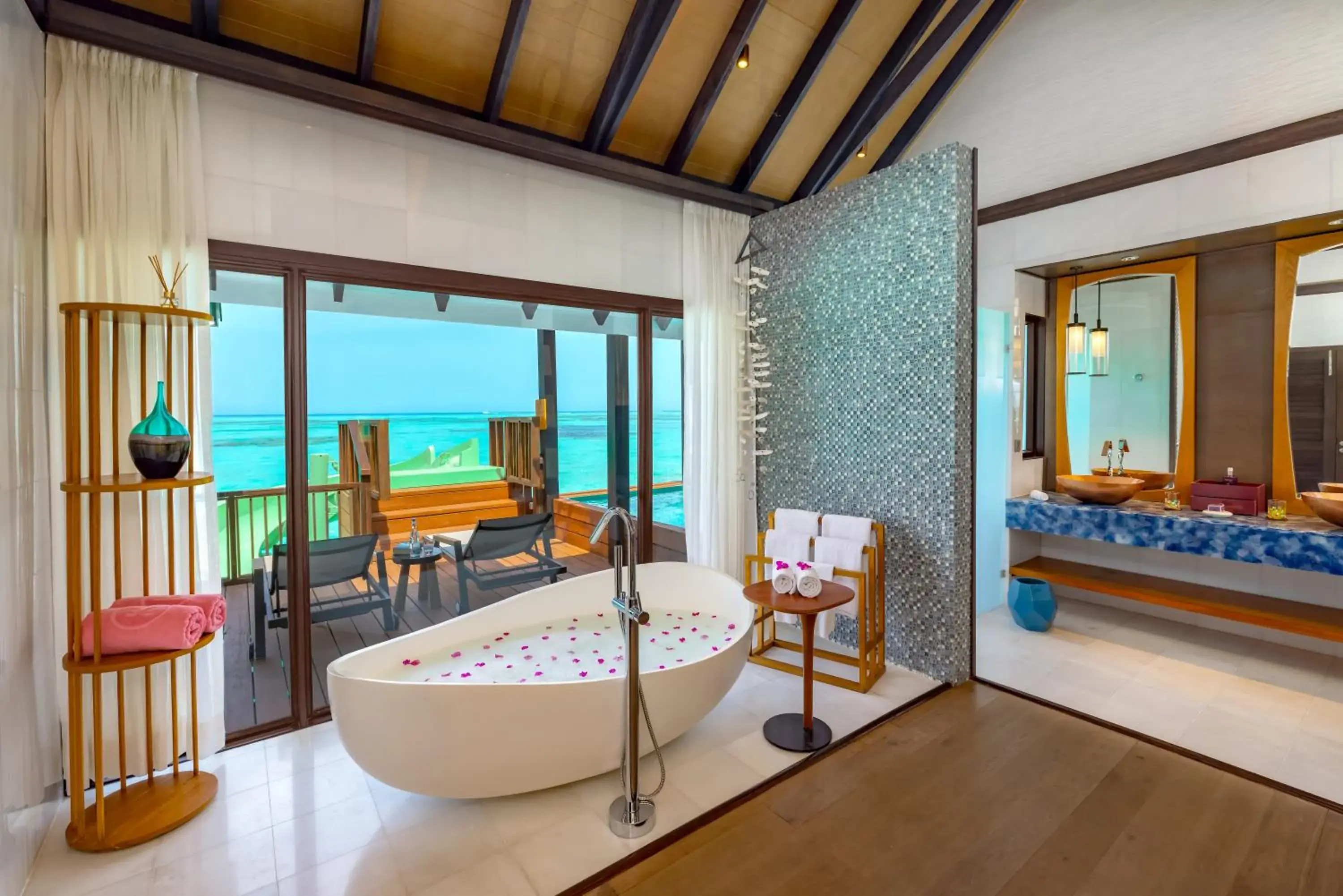 Wind Villa with Jacuzzi and Slide in OZEN LIFE MAADHOO - Luxury All Inclusive with Free Transfers Wind Villa with Jacuzzi and Slide in OZEN LIFE MAADHOO - Luxury All Inclusive with Free Transfers