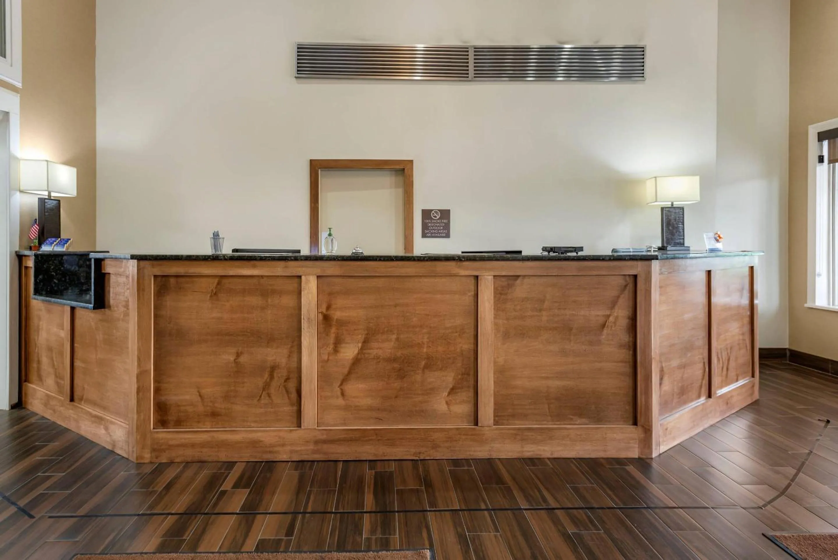 Lobby or reception in Comfort Inn & Suites Glen Mills - West Chester