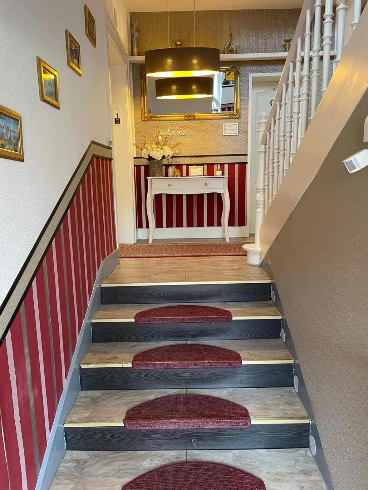 Facade/entrance in LA Boutique House