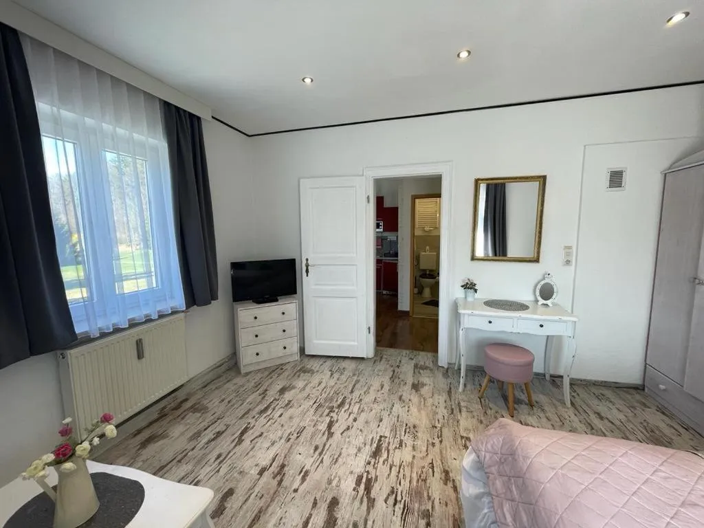 Photo of the whole room in LA Boutique House