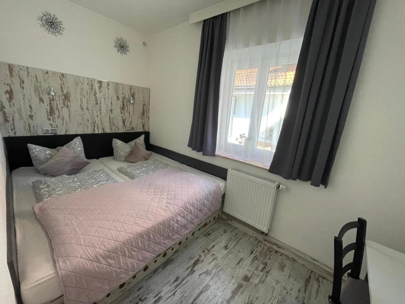 Photo of the whole room, Bed in LA Boutique House