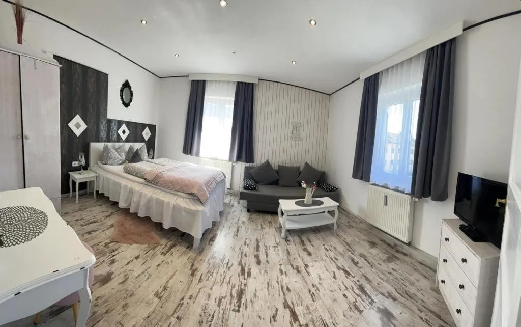 Bed in LA Boutique House