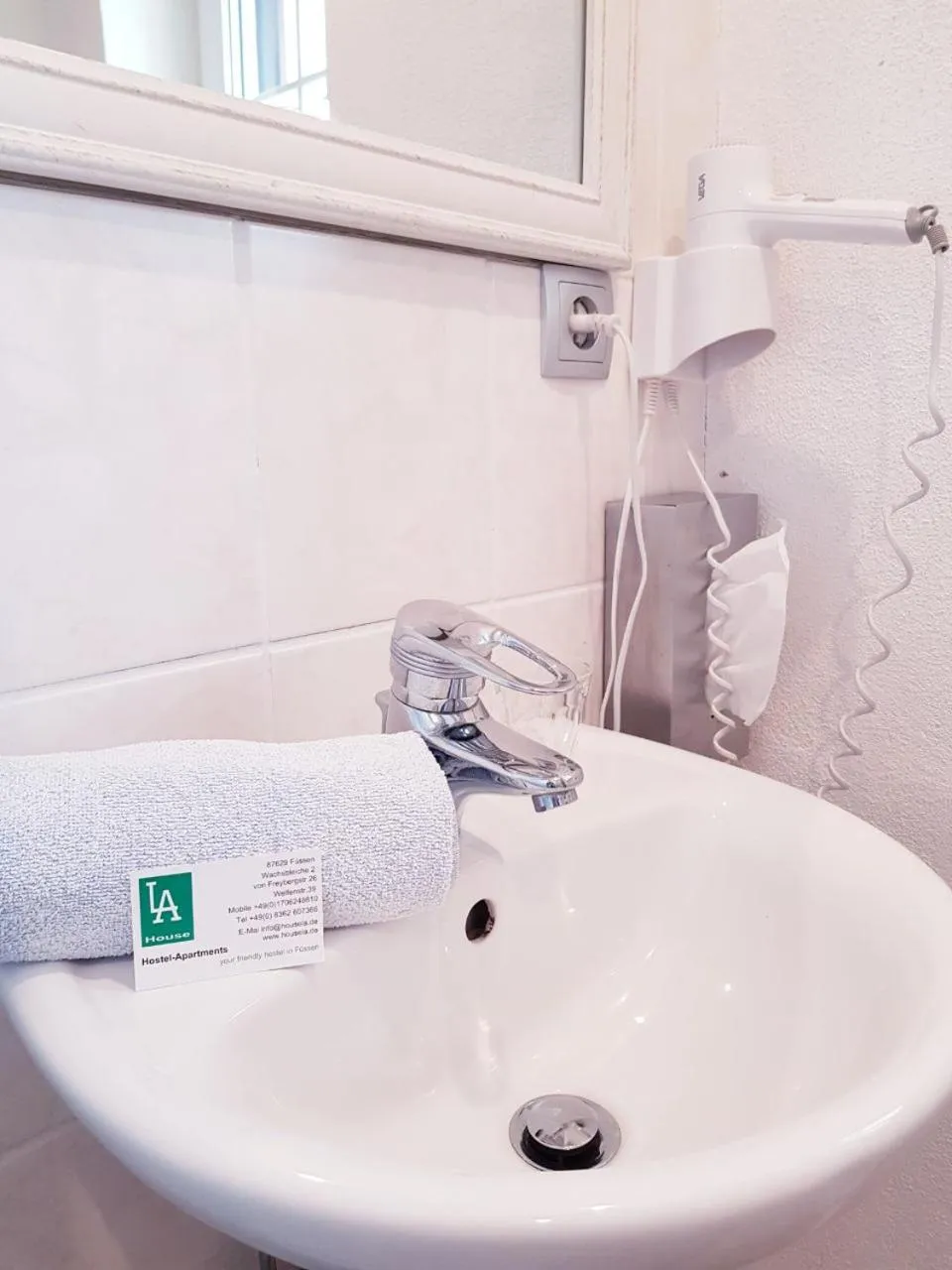 Shower in LA Boutique House