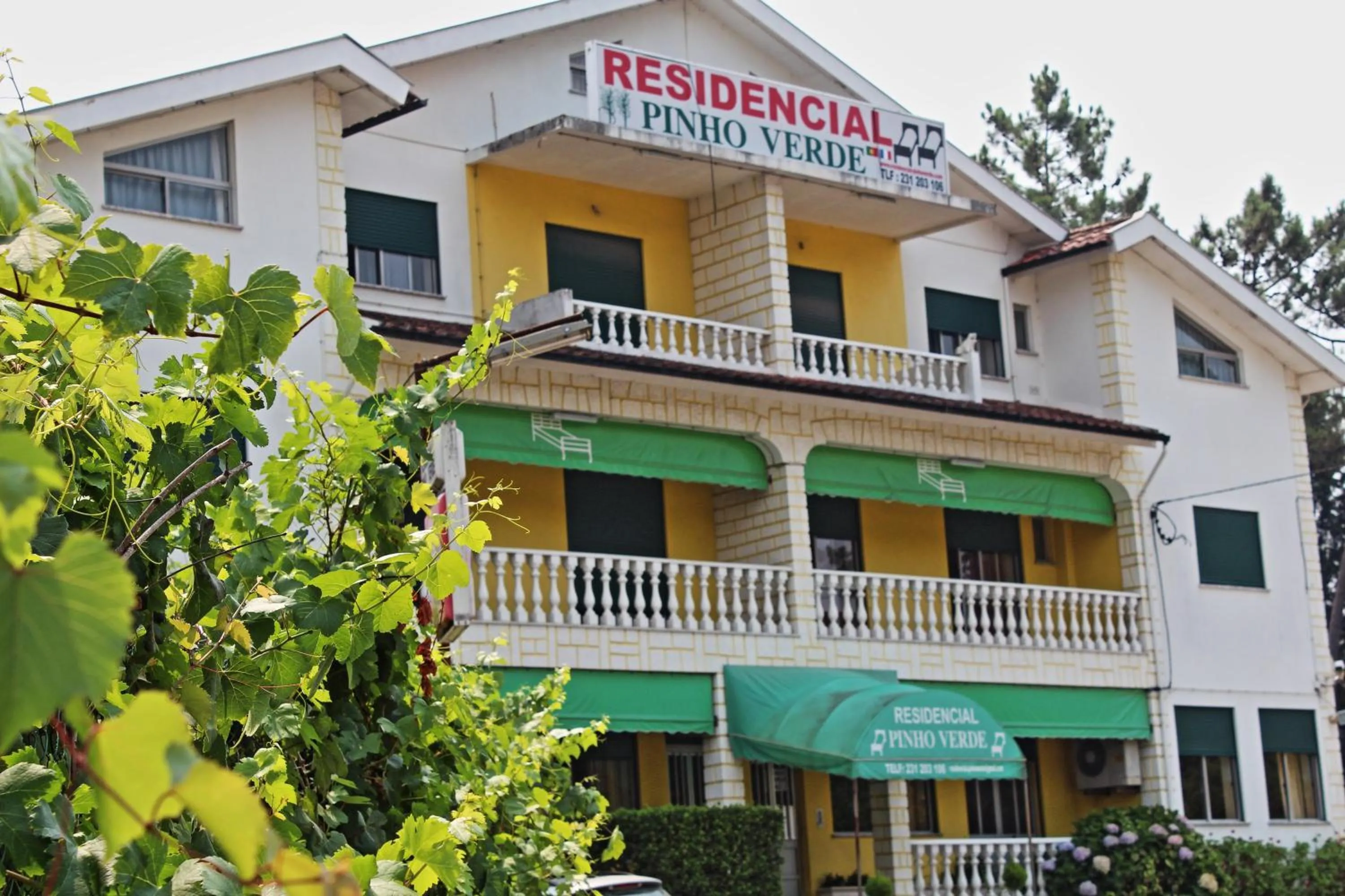 Facade/entrance in Residencial Pinho Verde