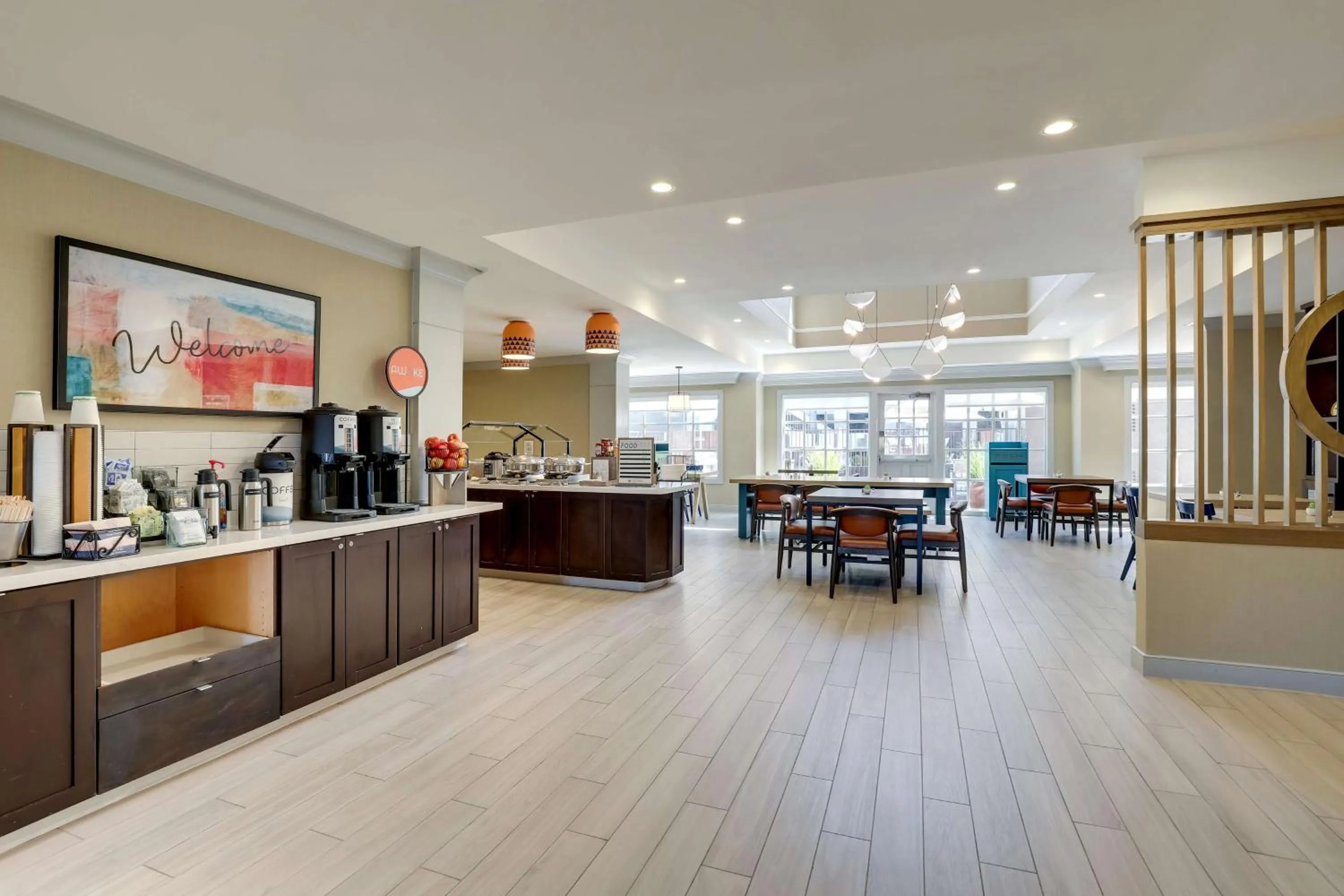 Breakfast in Sonesta ES Suites Sunnyvale