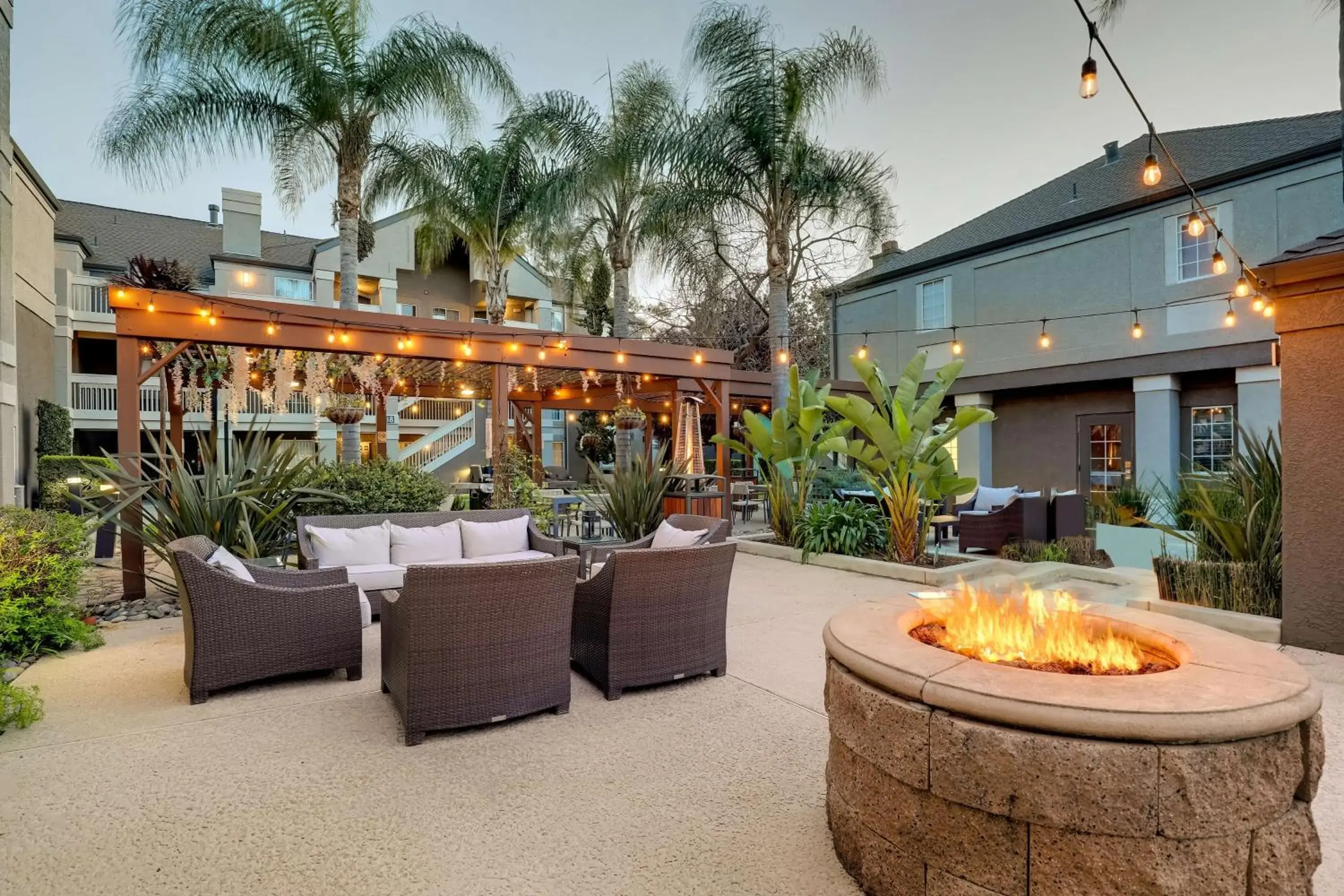 Property building in Sonesta ES Suites Sunnyvale Property building in Sonesta ES Suites Sunnyvale