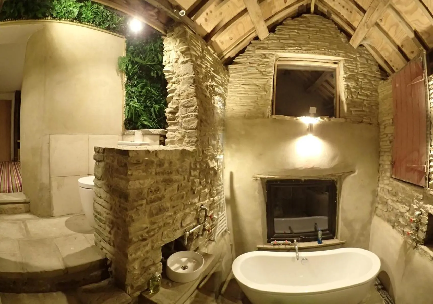 The Lodge Rooms