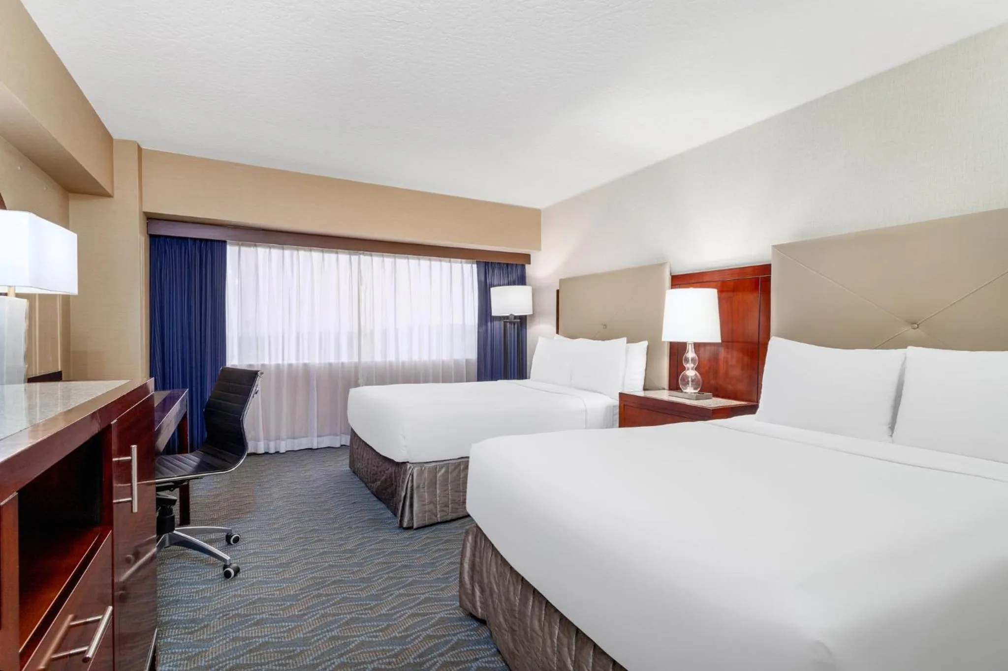 Photo of the whole room, Bed in Crowne Plaza Hotel Los Angeles Harbor by IHG