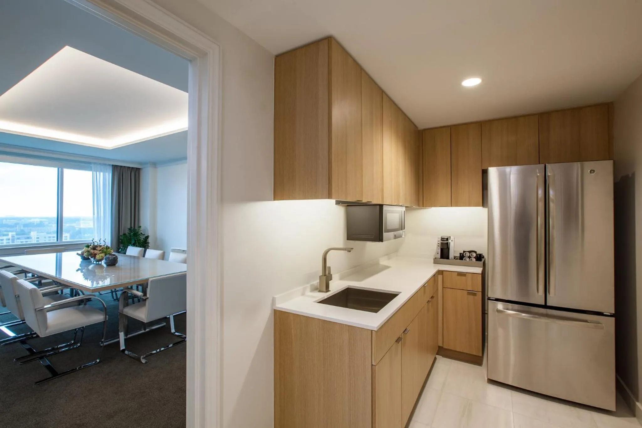 Photo of the whole room, Bed in InterContinental Cleveland by IHG