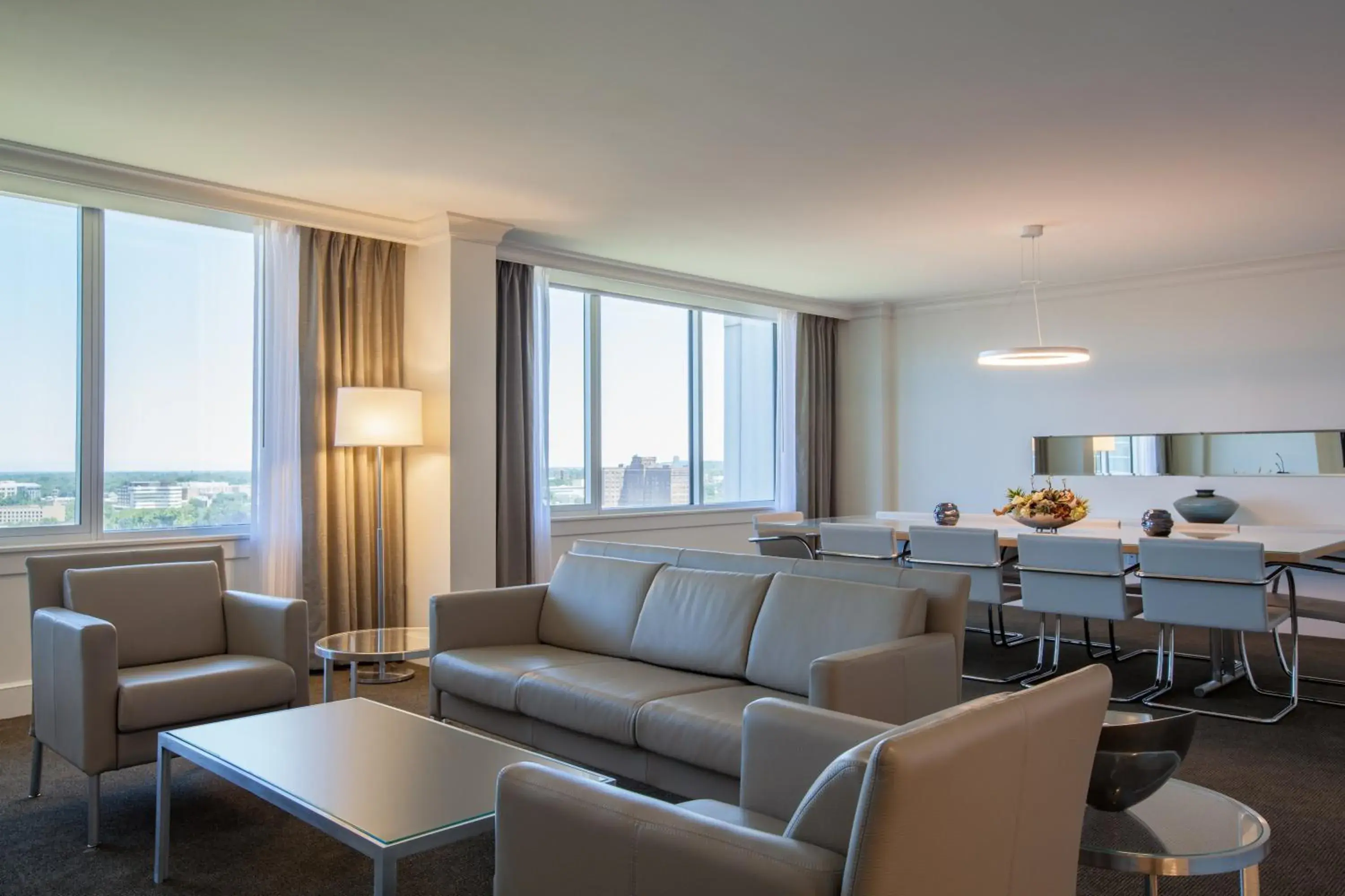 Photo of the whole room in InterContinental Cleveland by IHG Photo of the whole room in InterContinental Cleveland by IHG