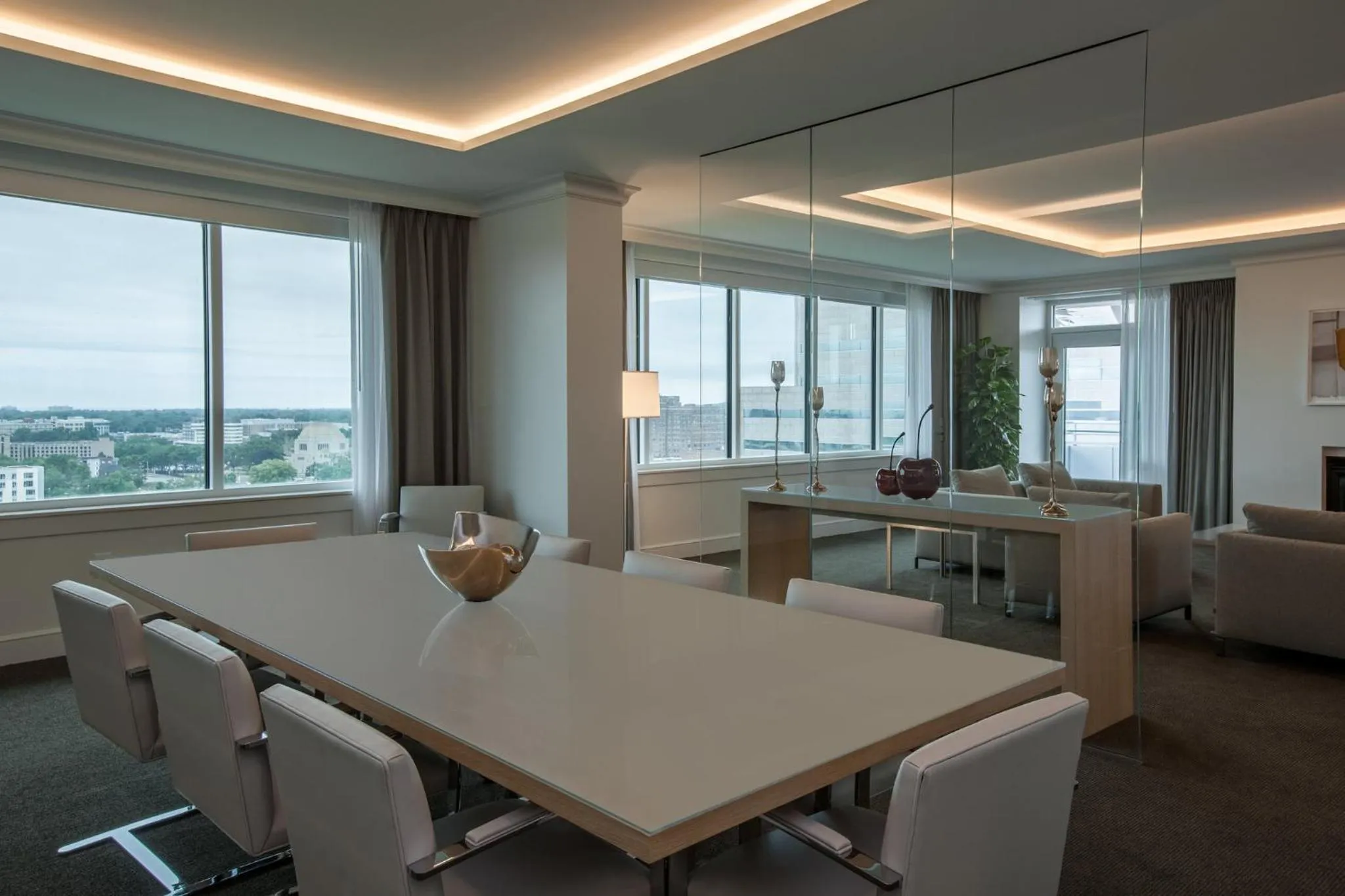 Photo of the whole room in InterContinental Cleveland by IHG