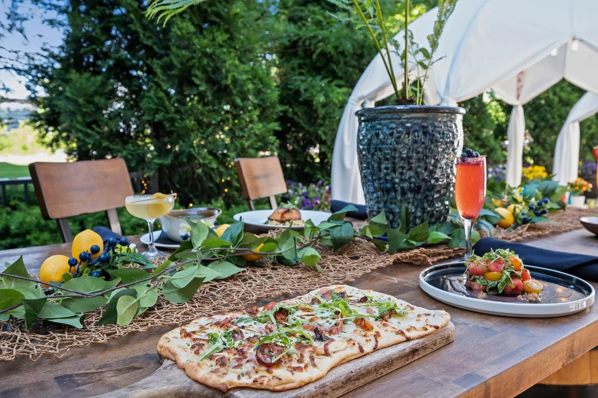 Restaurant/places to eat in InterContinental Cleveland by IHG