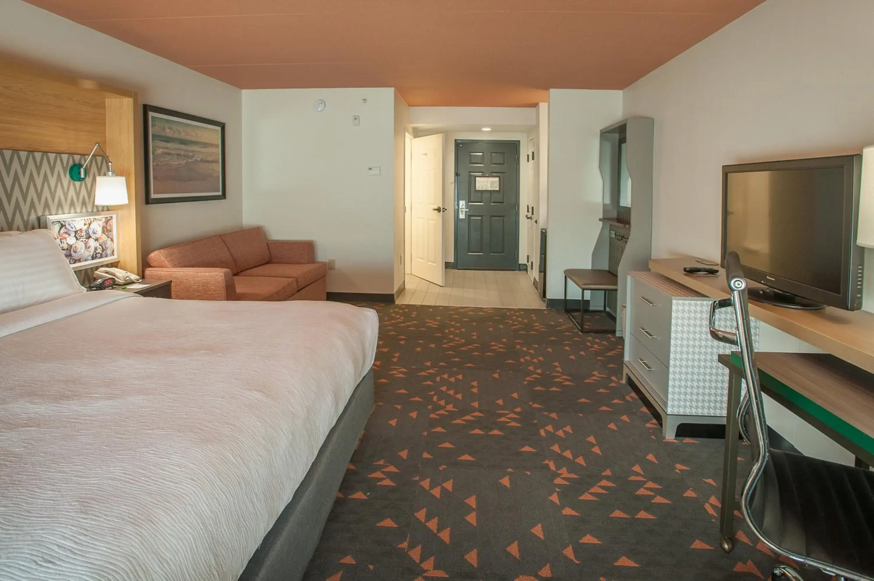 King Room - Mobility Access/Hearing Accessible in Holiday Inn Pensacola - University Area by IHG King Room - Mobility Access/Hearing Accessible in Holiday Inn Pensacola - University Area by IHG