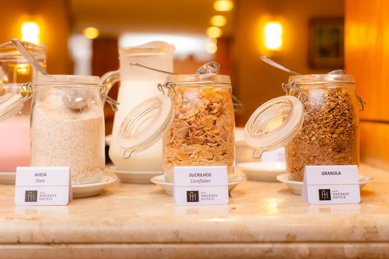 Food and drinks in Rede Andrade Canada