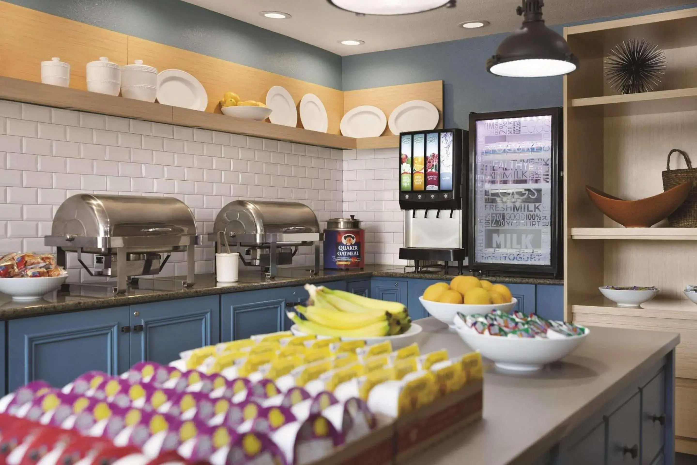 Breakfast in Country Inn & Suites by Radisson, Abingdon, VA Breakfast in Country Inn & Suites by Radisson, Abingdon, VA