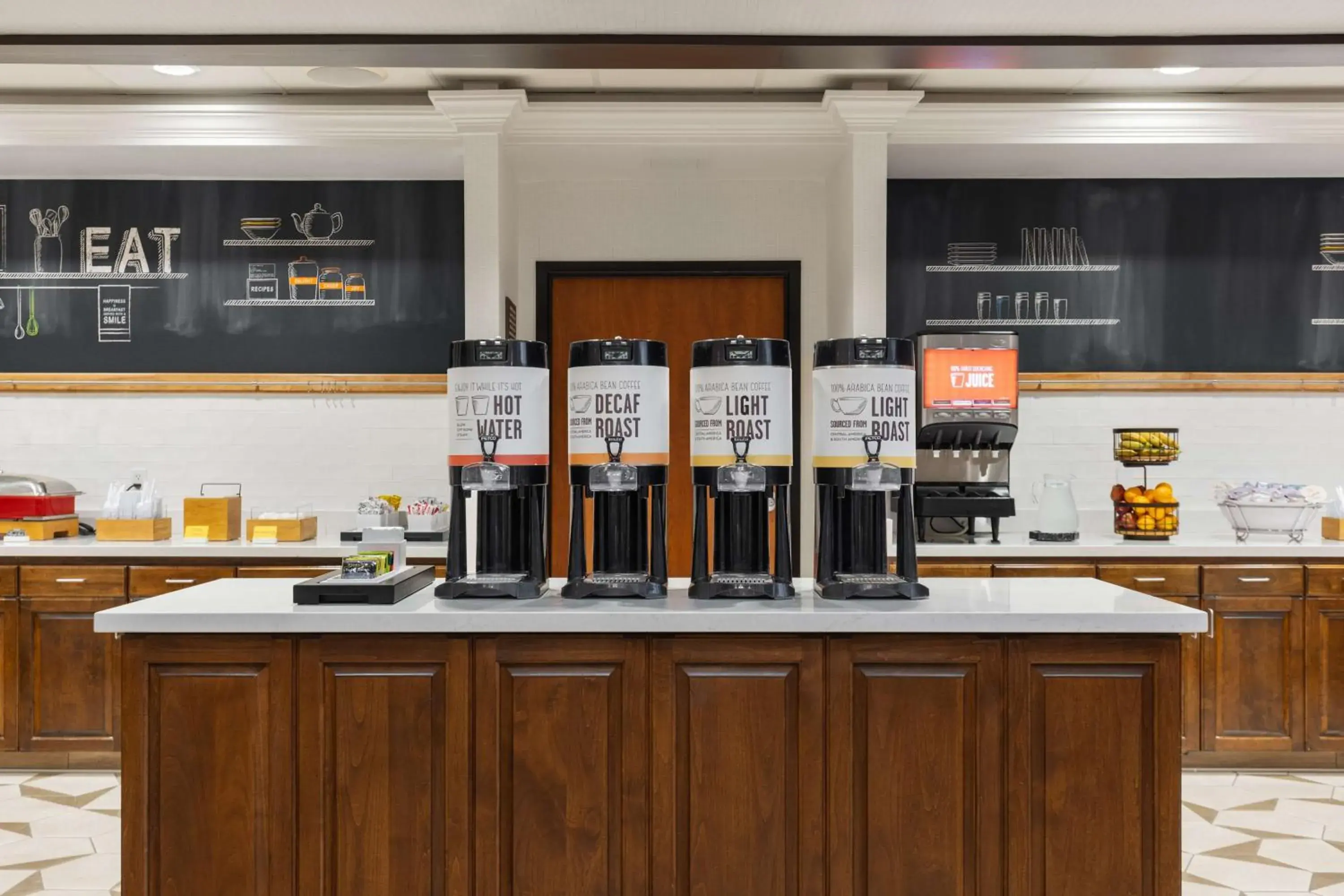 Breakfast in Hampton Inn & Suites Yuba City Breakfast in Hampton Inn & Suites Yuba City