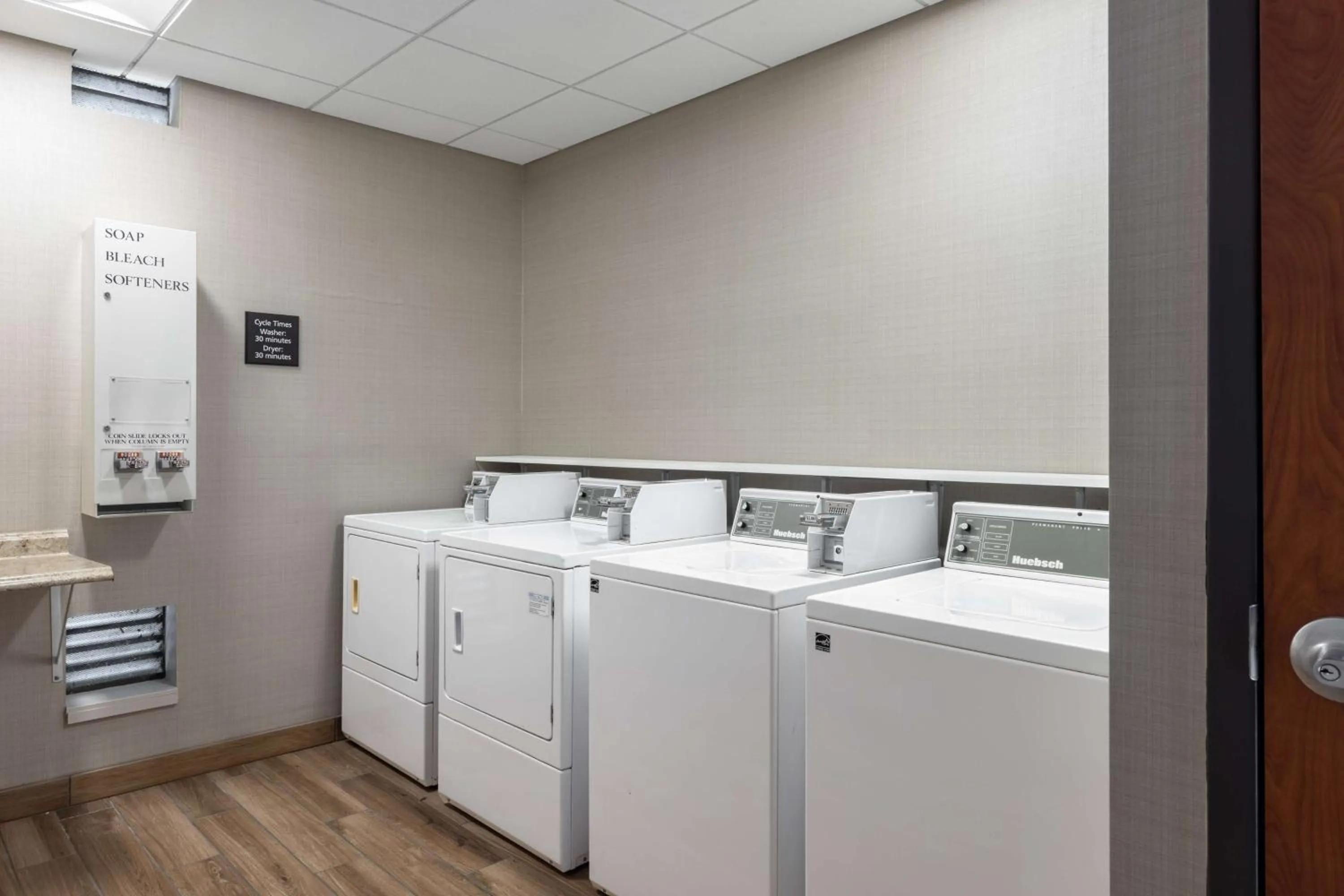 Hampton Inn & Suites Yuba City