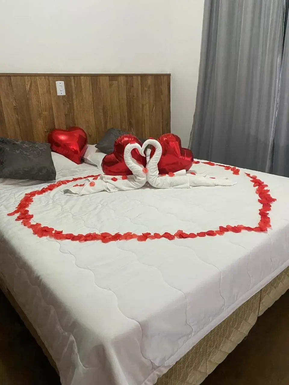 Budget Double Room in Pousada Primavera Campos do Jordao Budget Double Room in Pousada Primavera Campos do Jordao