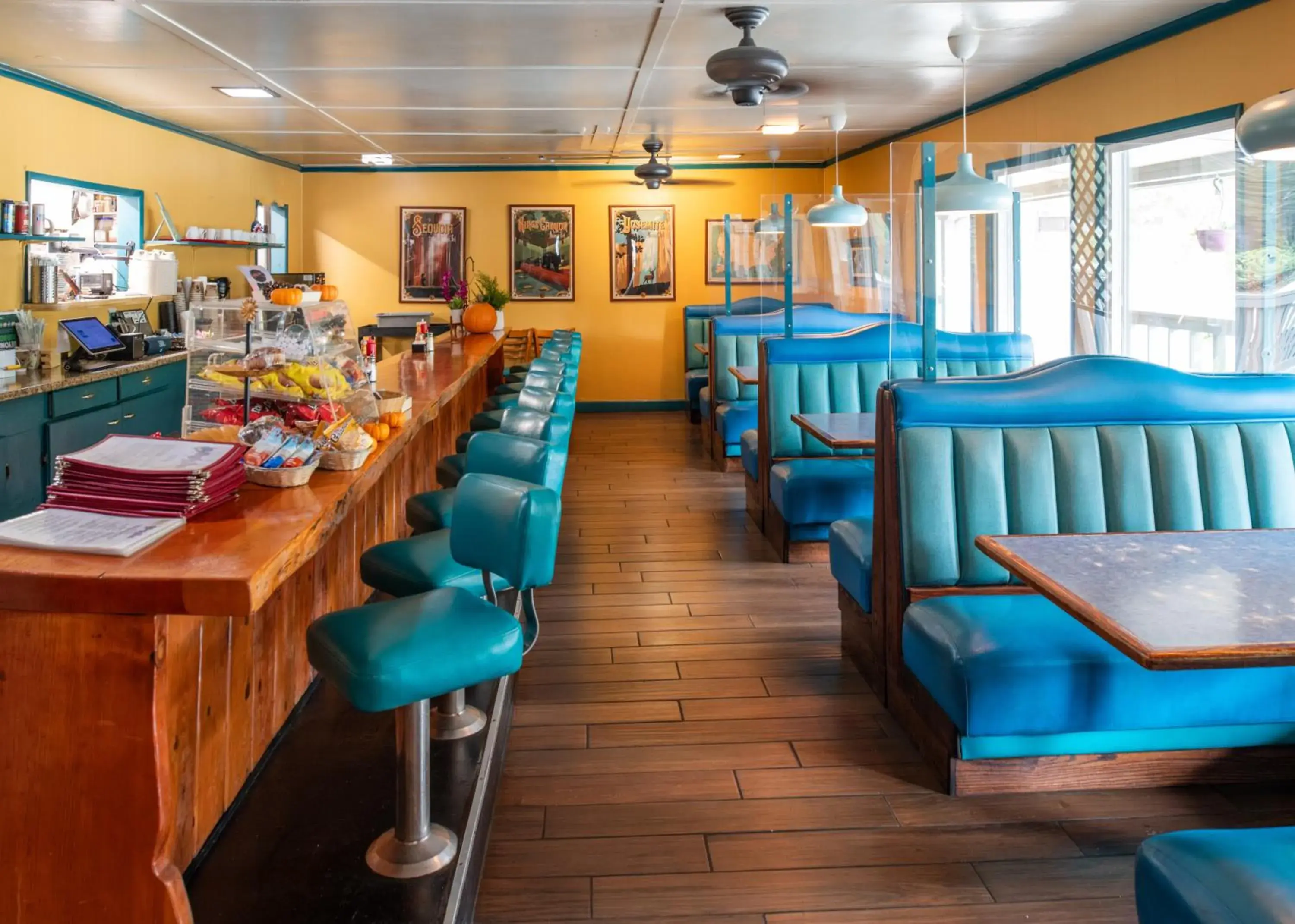 Restaurant/places to eat in Yosemite Westgate Lodge Restaurant/places to eat in Yosemite Westgate Lodge