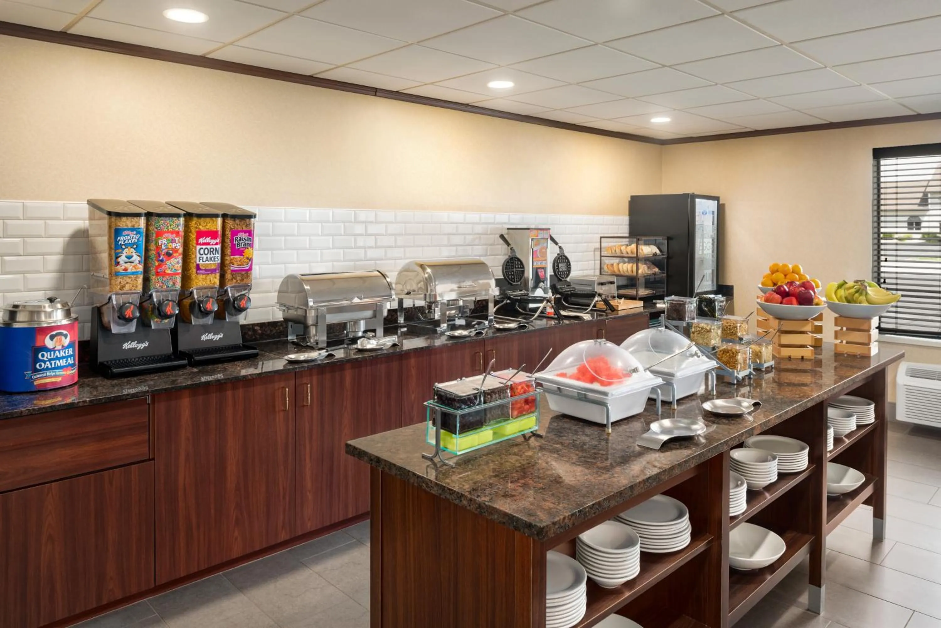Continental breakfast in Country Inn & Suites by Radisson, Mt Pleasant-Racine West, WI