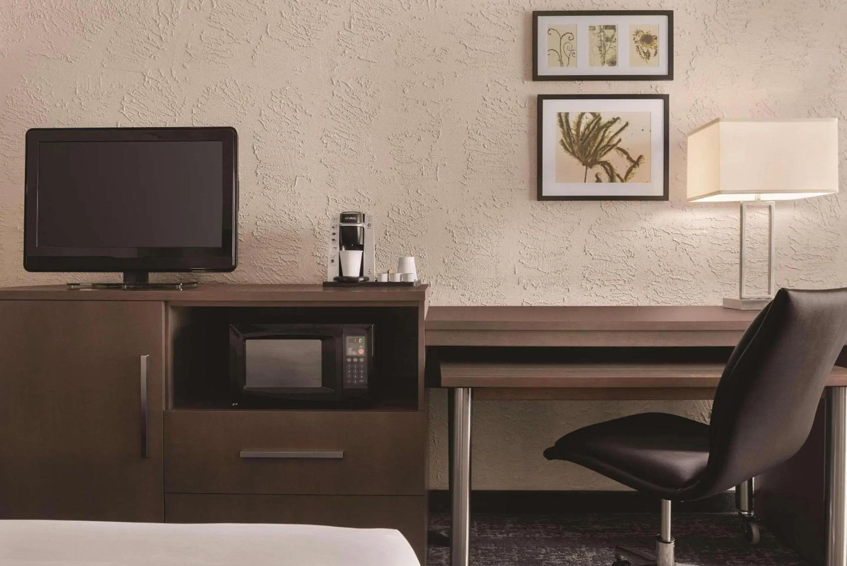 Bedroom in Country Inn & Suites by Radisson, Mt Pleasant-Racine West, WI Bedroom in Country Inn & Suites by Radisson, Mt Pleasant-Racine West, WI