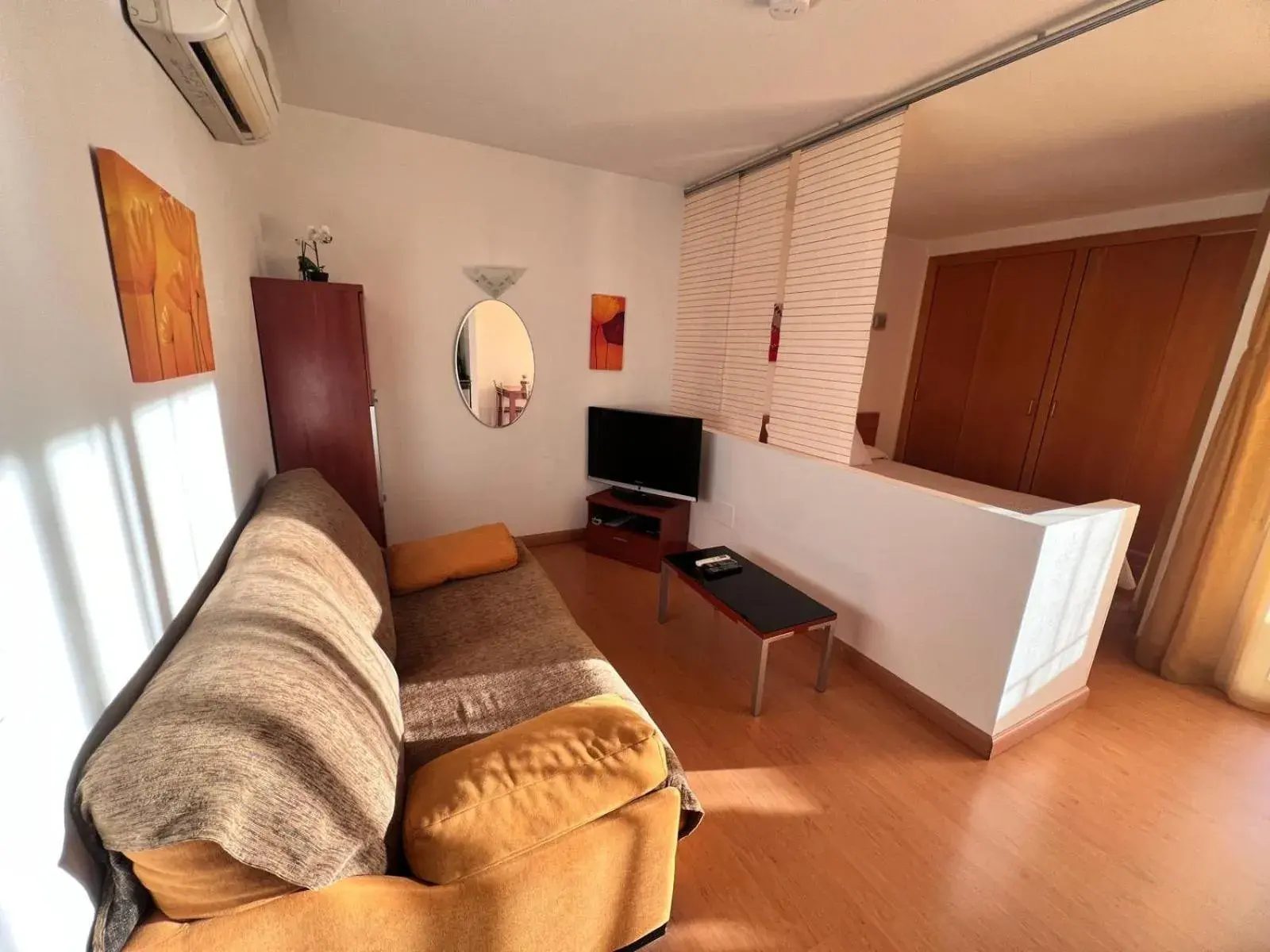 Apartment with Garden View in Aparthotel Arenal Apartment with Garden View in Aparthotel Arenal