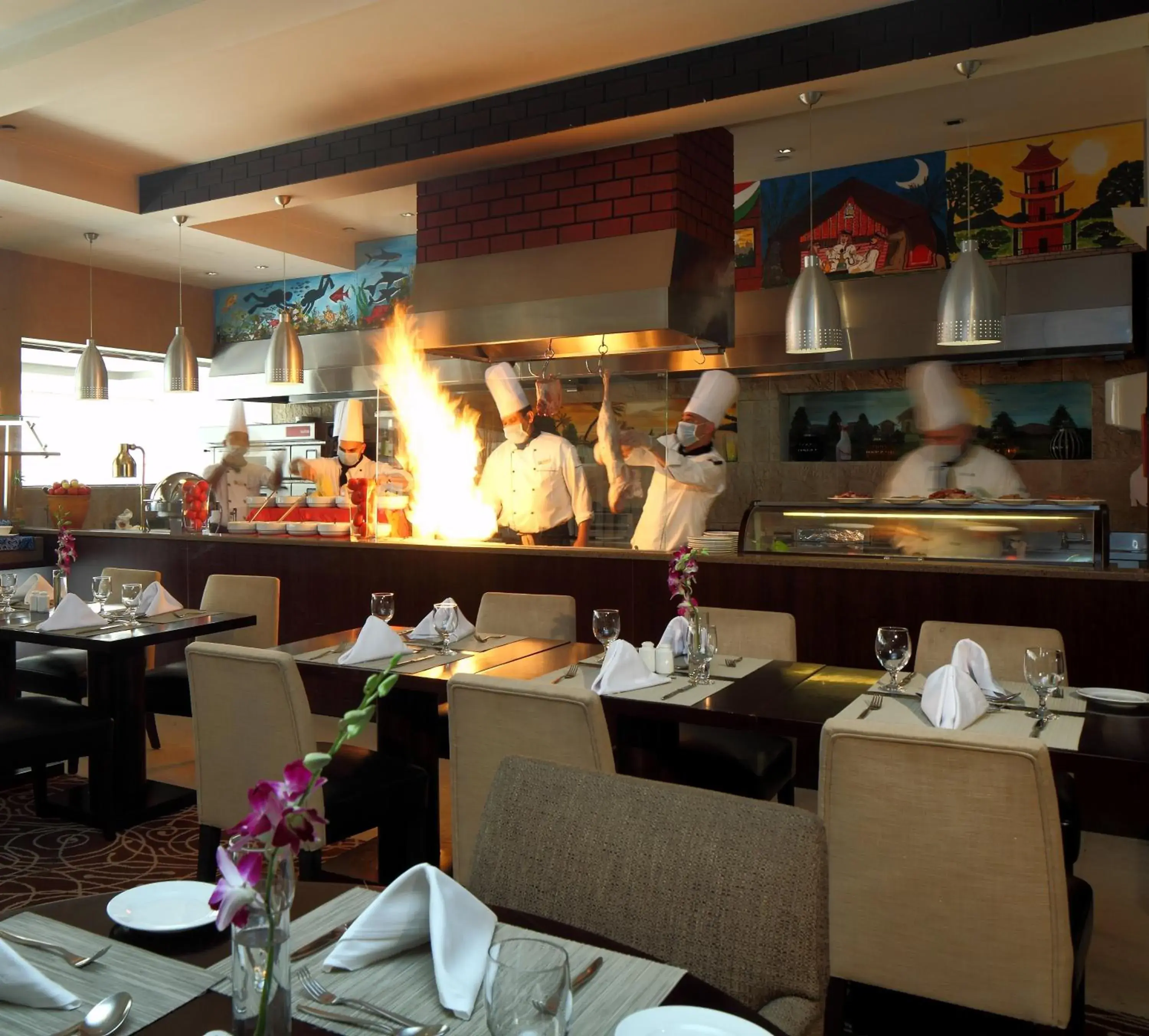 Restaurant/places to eat in Holiday Inn Al Khobar - Corniche by IHG Restaurant/places to eat in Holiday Inn Al Khobar - Corniche by IHG