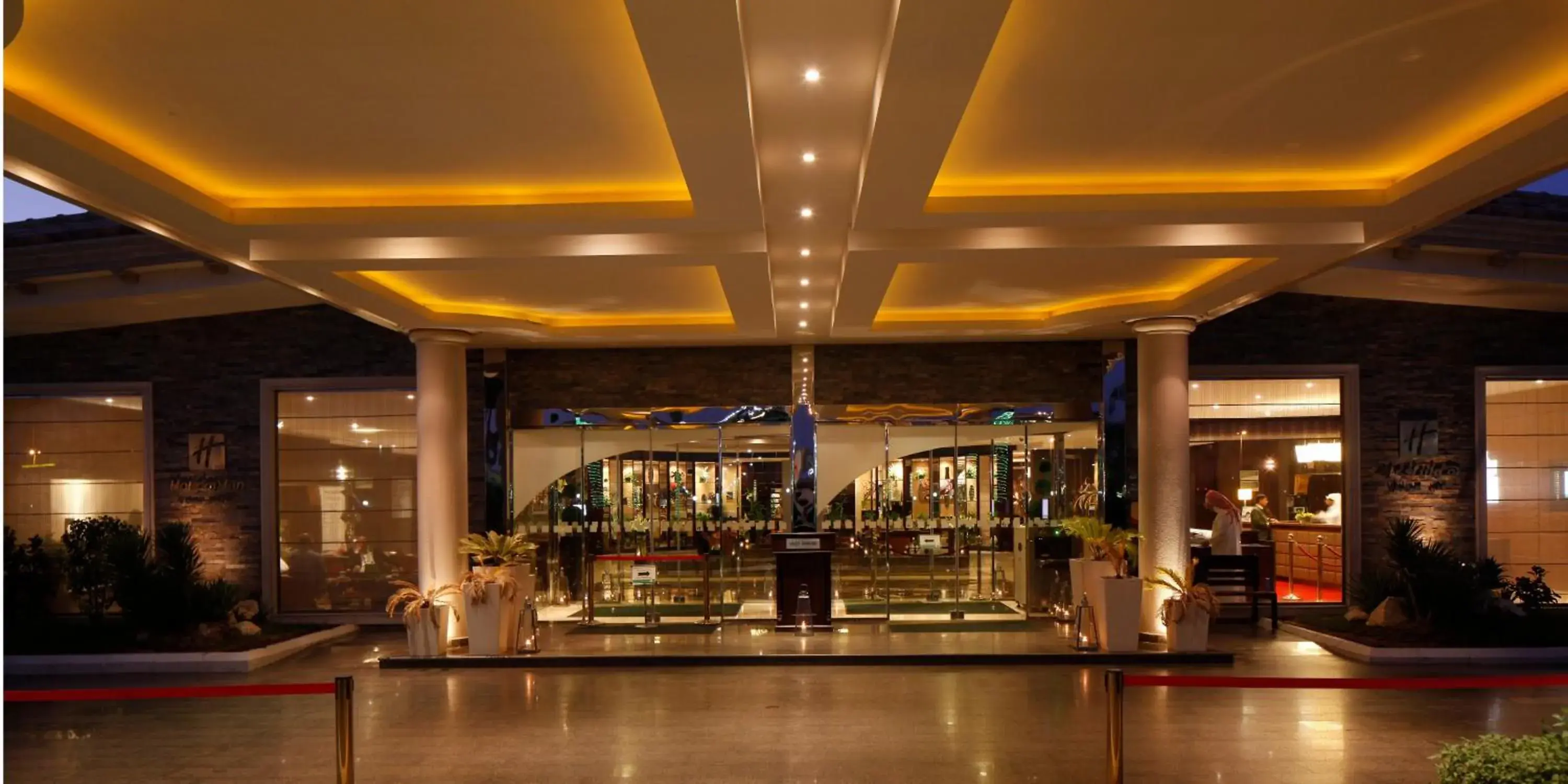 Property building in Holiday Inn Al Khobar - Corniche by IHG Property building in Holiday Inn Al Khobar - Corniche by IHG