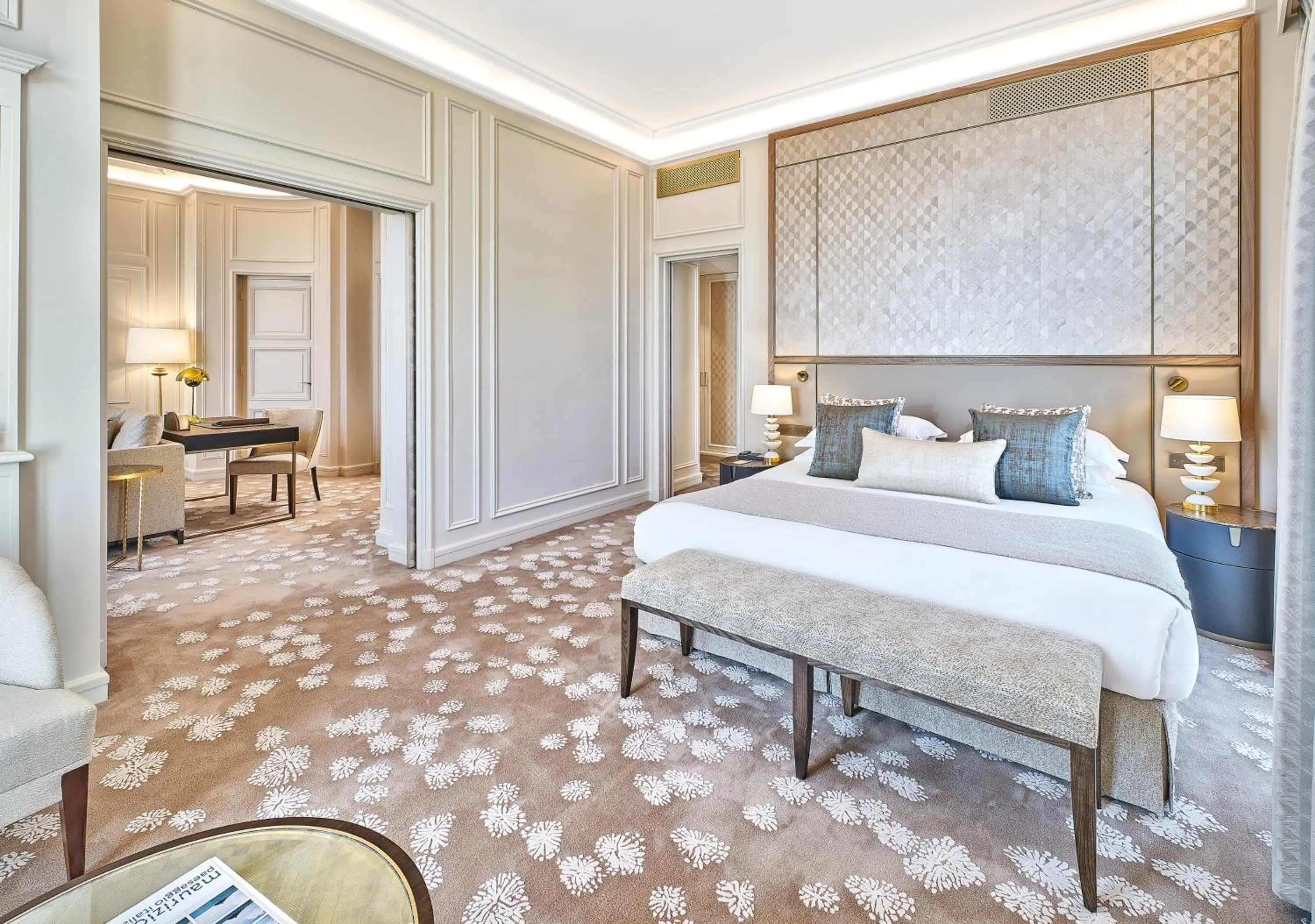 Bed in La Réserve de Beaulieu