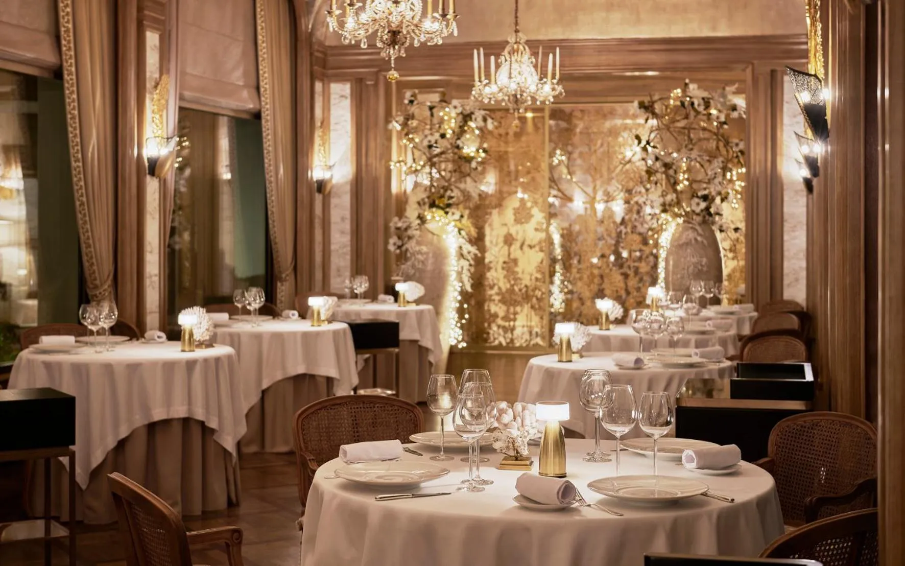 Restaurant/places to eat in La Réserve de Beaulieu