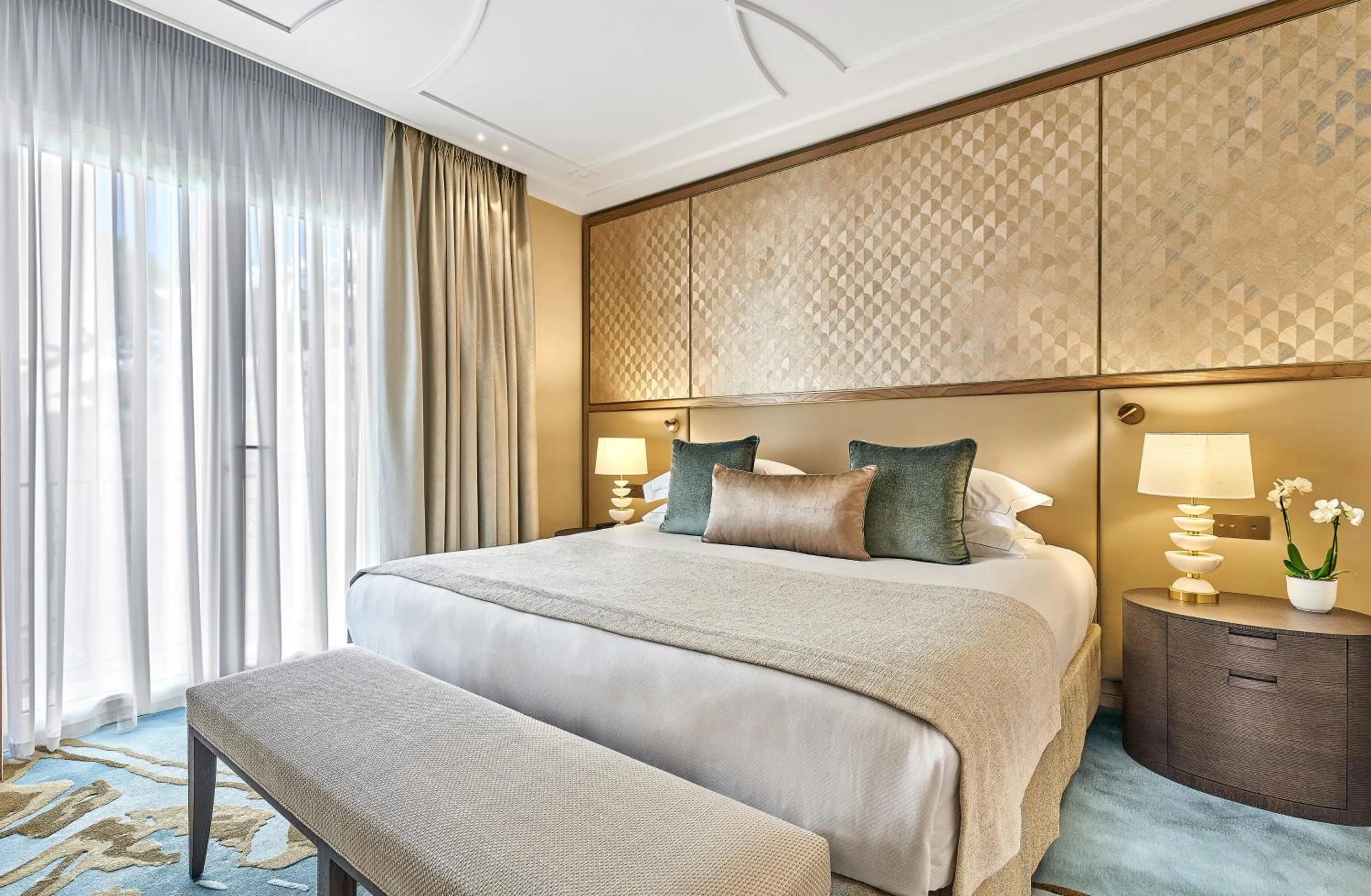 Bed in La Réserve de Beaulieu