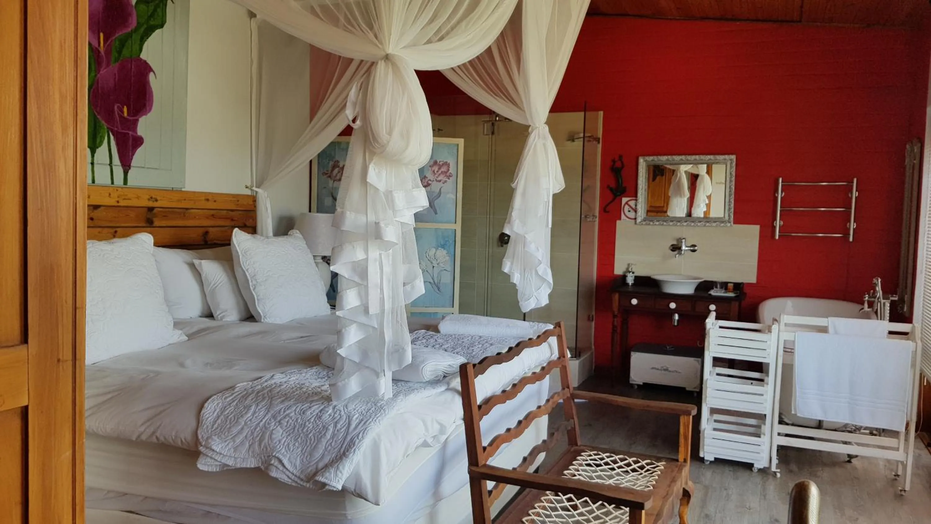 Bedroom in The-Ark B&B