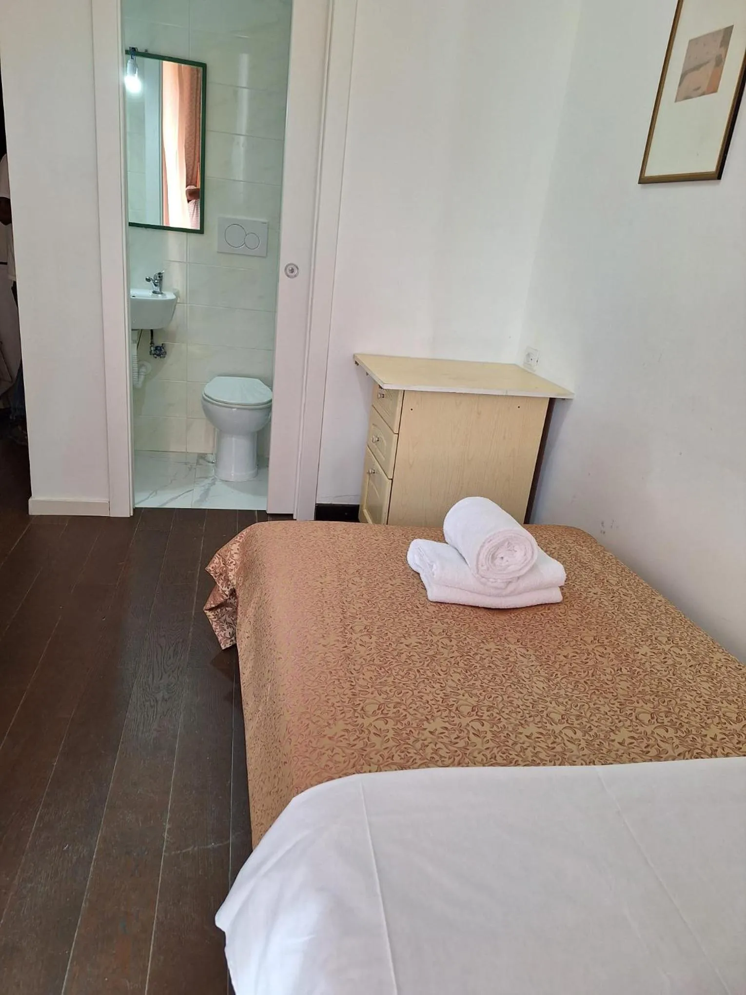 Toilet, Bed in Casa Fanti 57