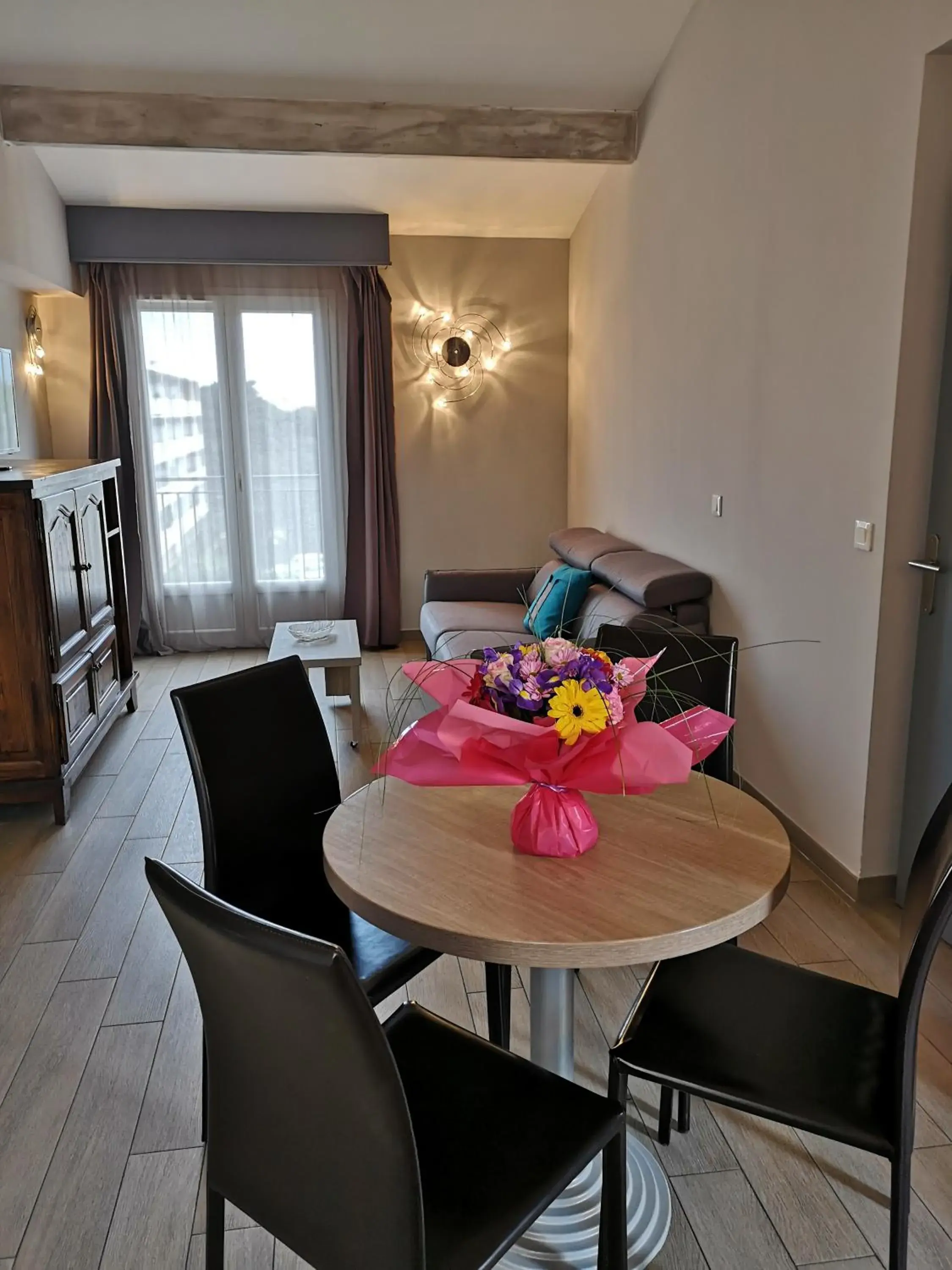 Apartment in Atoll Hotel restaurant Apartment in Atoll Hotel restaurant