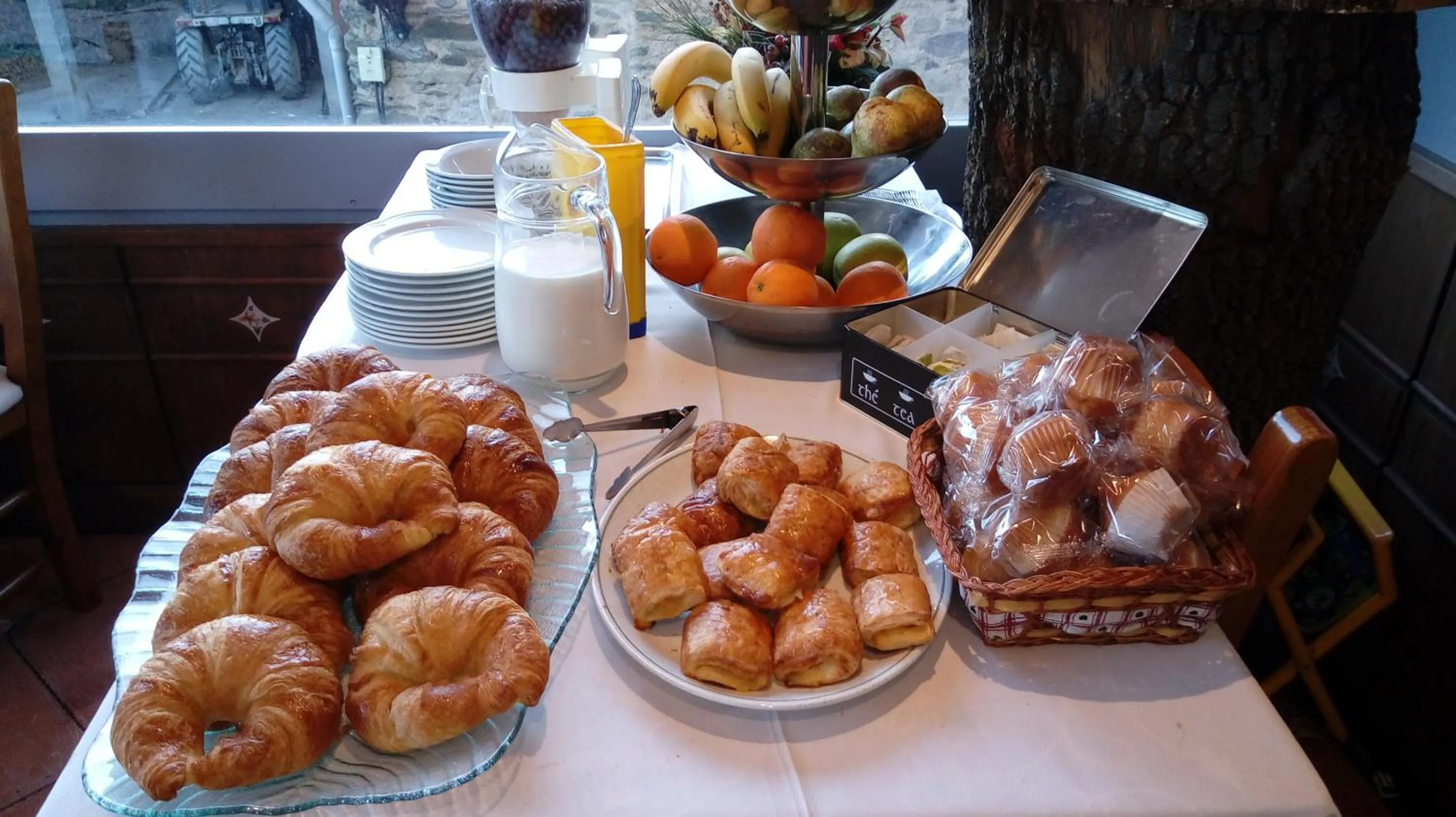 Breakfast in Hotel Roca