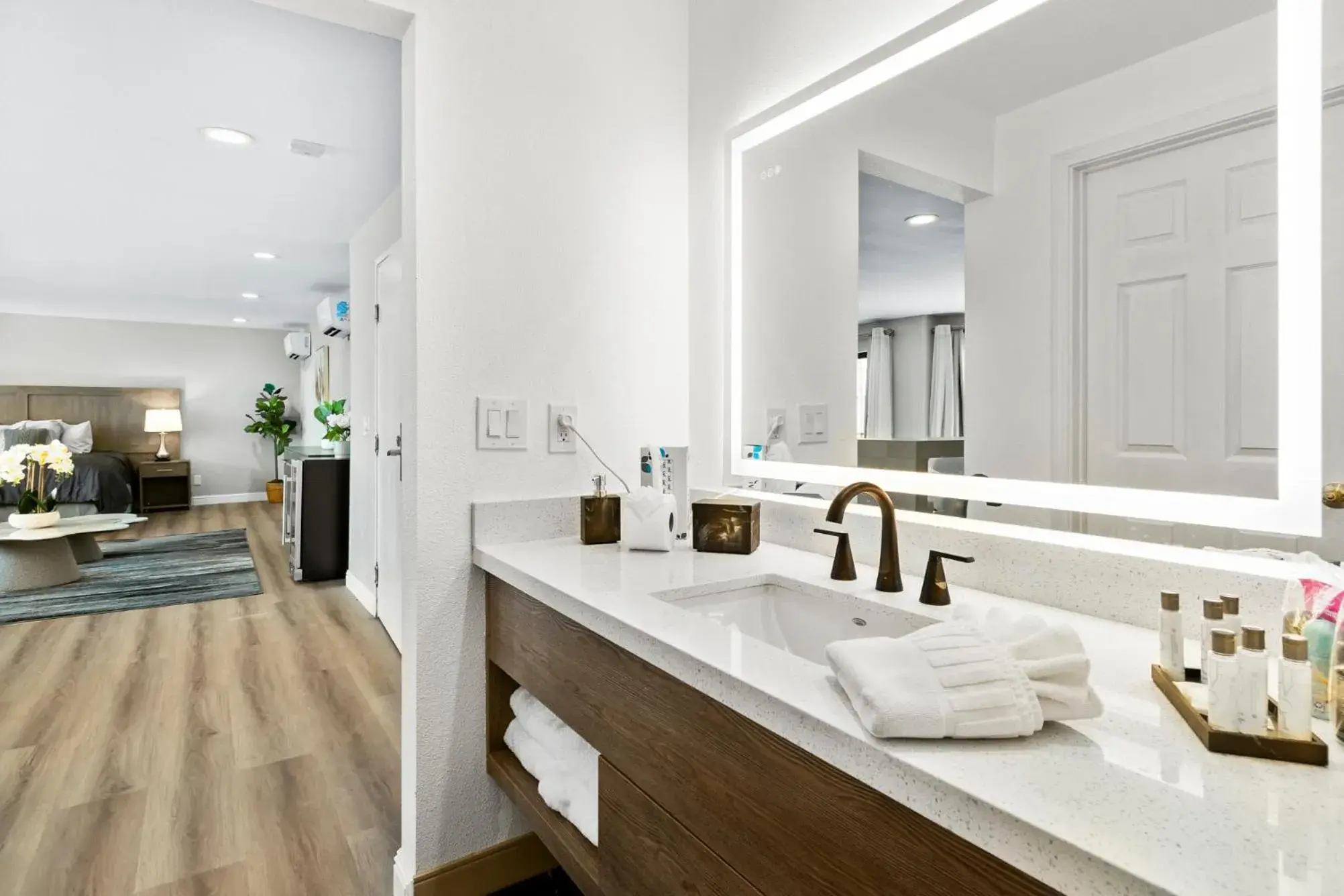 Serene Vegas Boutique Hotel Las Vegas Serene Vegas Boutique Hotel Las Vegas