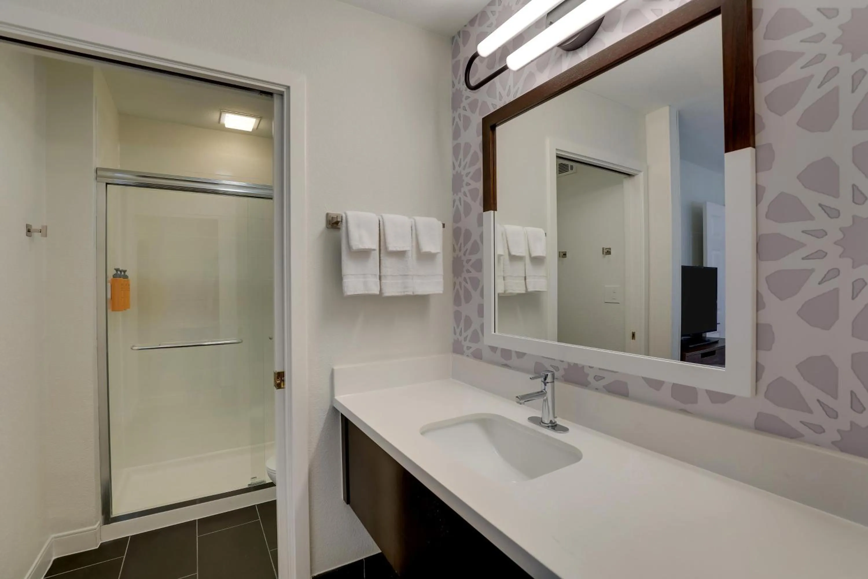 Bathroom in Sonesta ES Suites San Jose - Airport