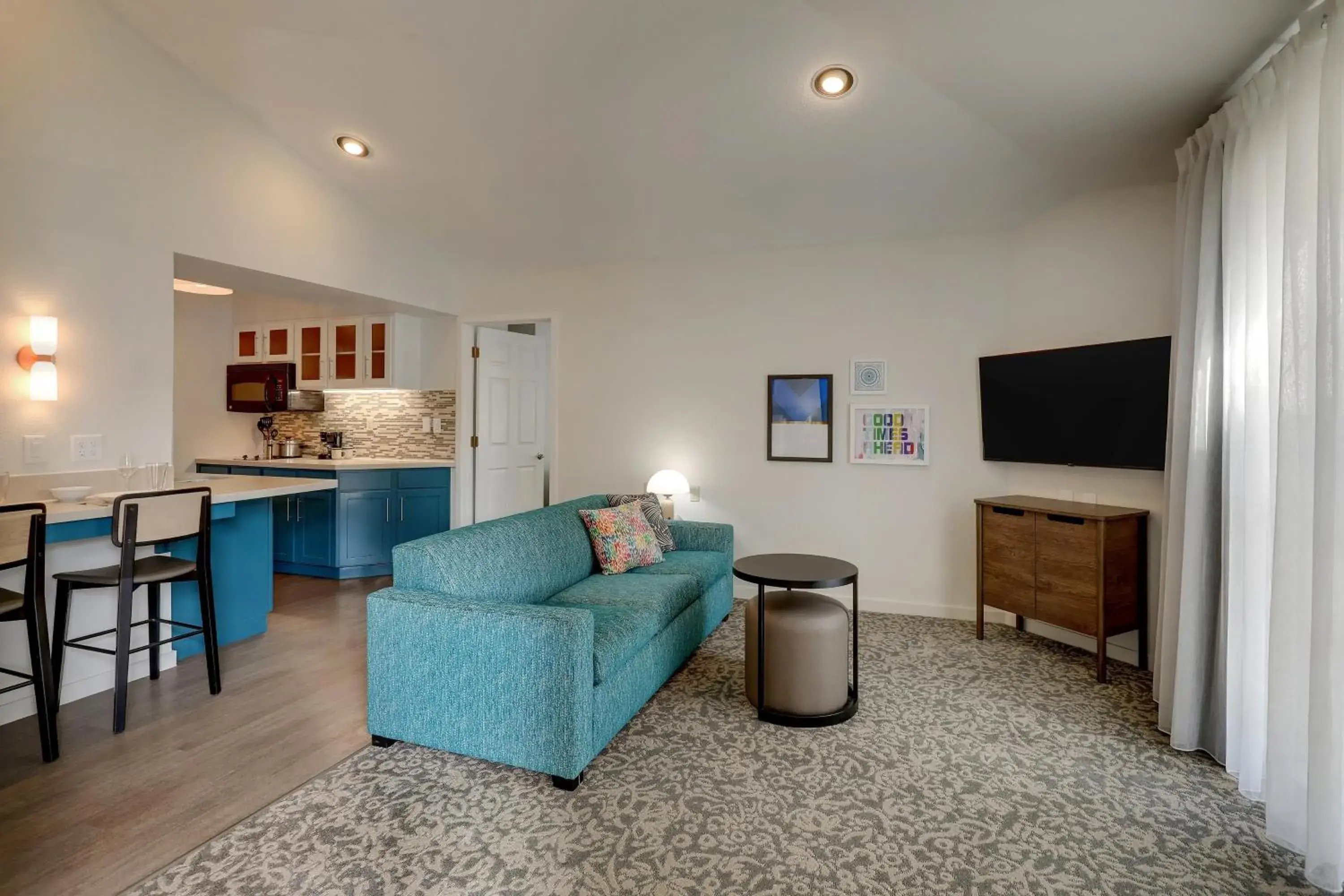 Bedroom in Sonesta ES Suites San Jose - Airport Bedroom in Sonesta ES Suites San Jose - Airport