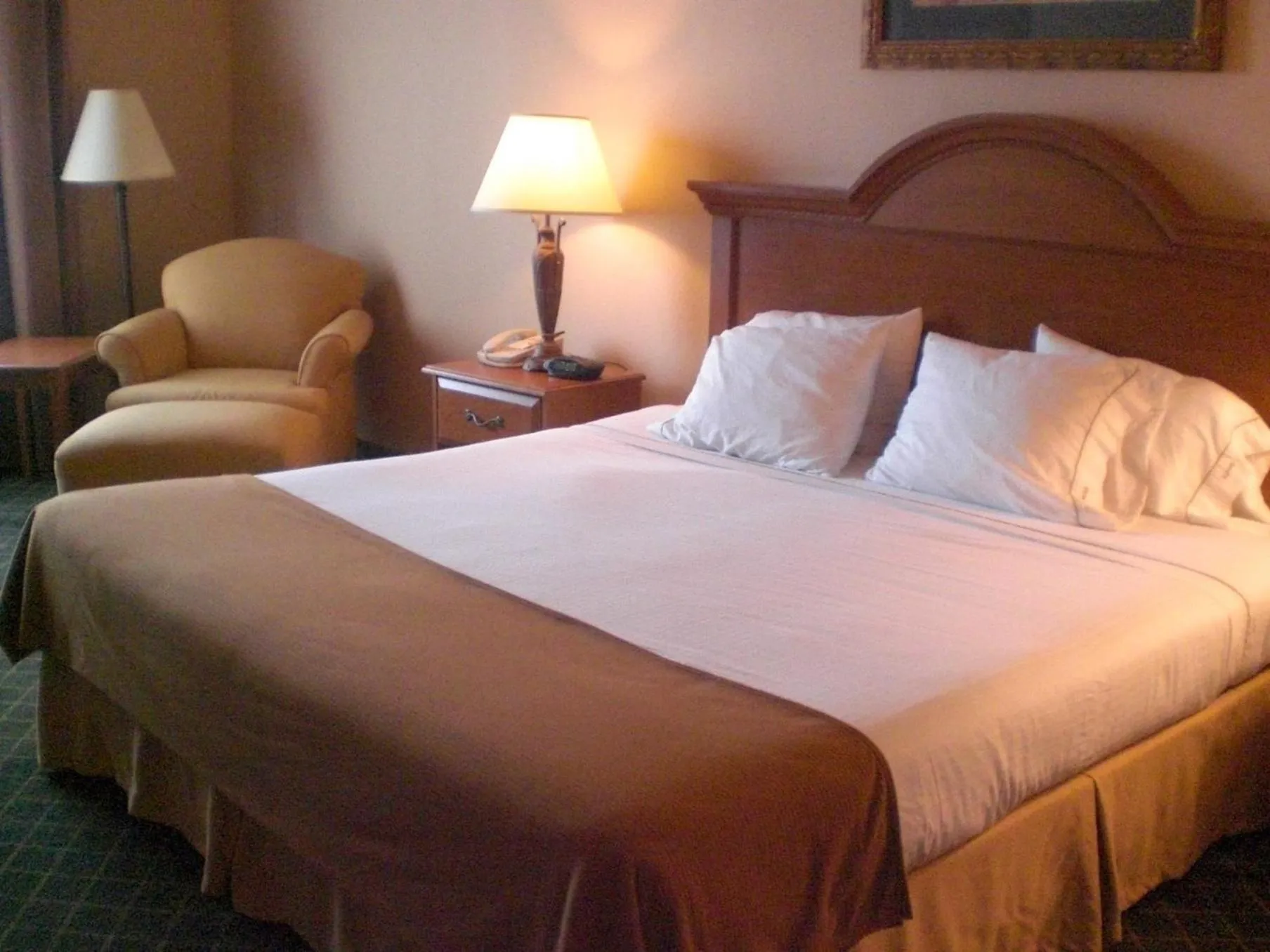 Photo of the whole room, Bed in Holiday Inn Express Hotel and Suites Alice by IHG
