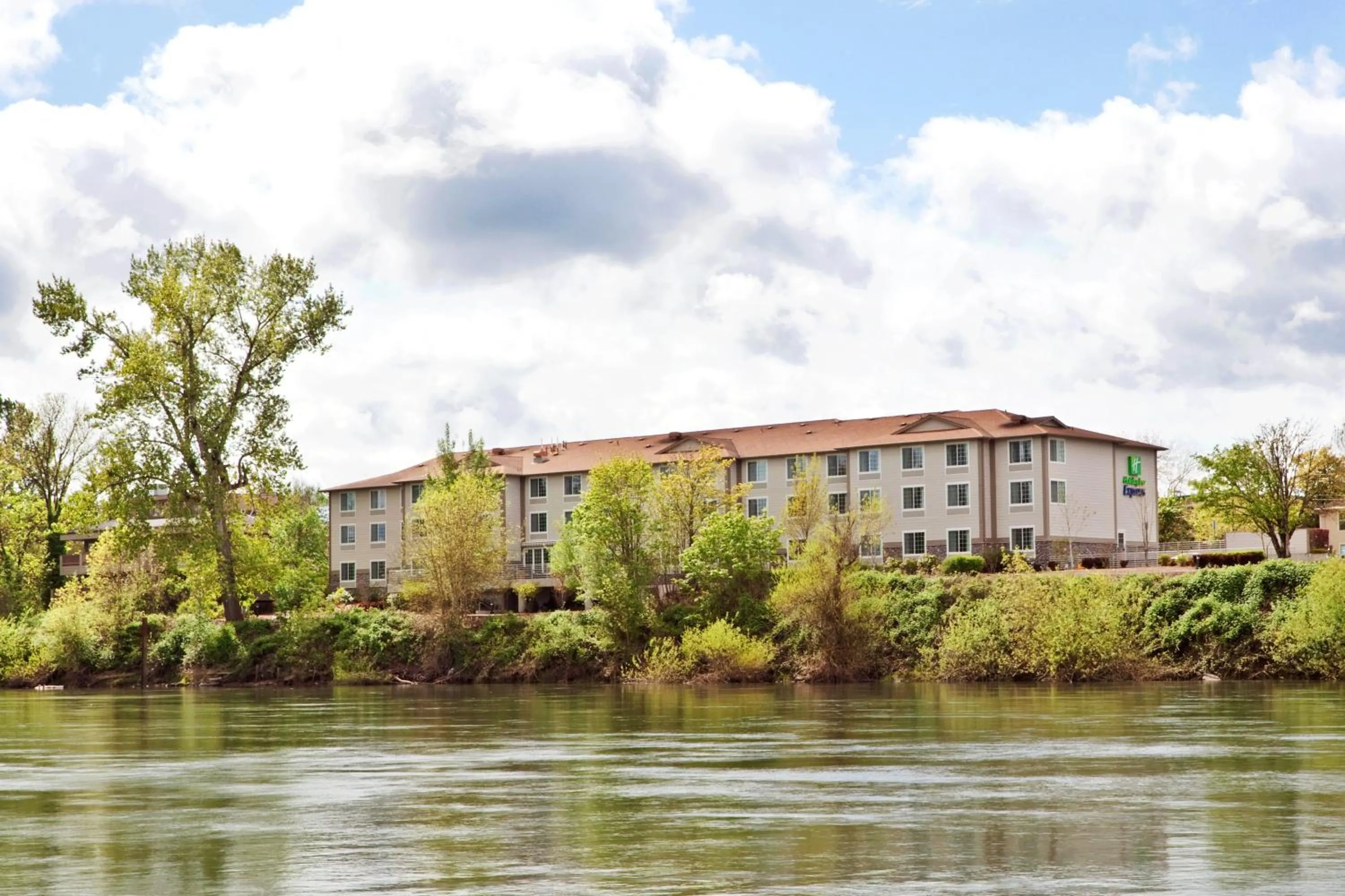Property building in Holiday Inn Express Corvallis-On the River by IHG
