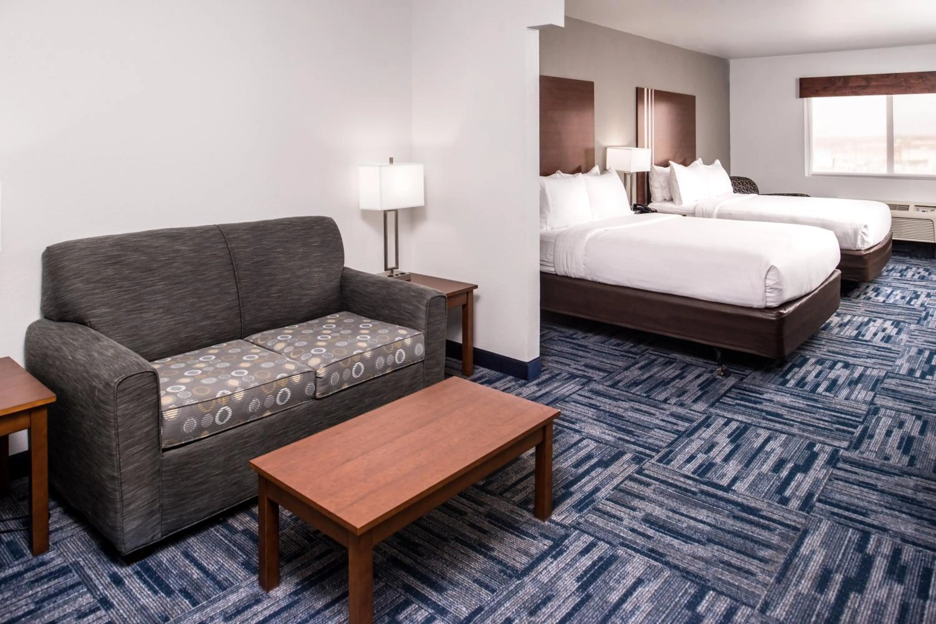 Photo of the whole room, Bed in Holiday Inn Express & Suites Alamogordo Highway 54/70 by IHG
