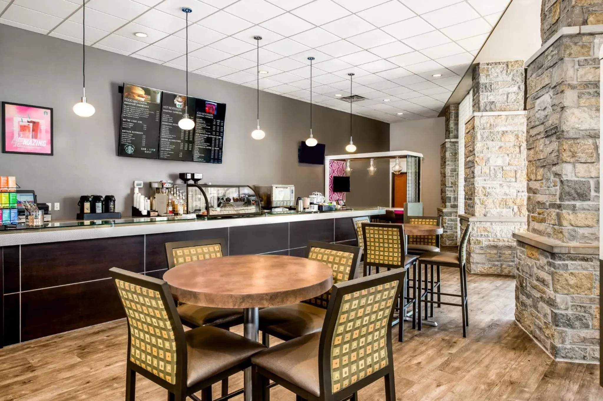 Restaurant/places to eat in Crowne Plaza Milwaukee Airport by IHG Restaurant/places to eat in Crowne Plaza Milwaukee Airport by IHG