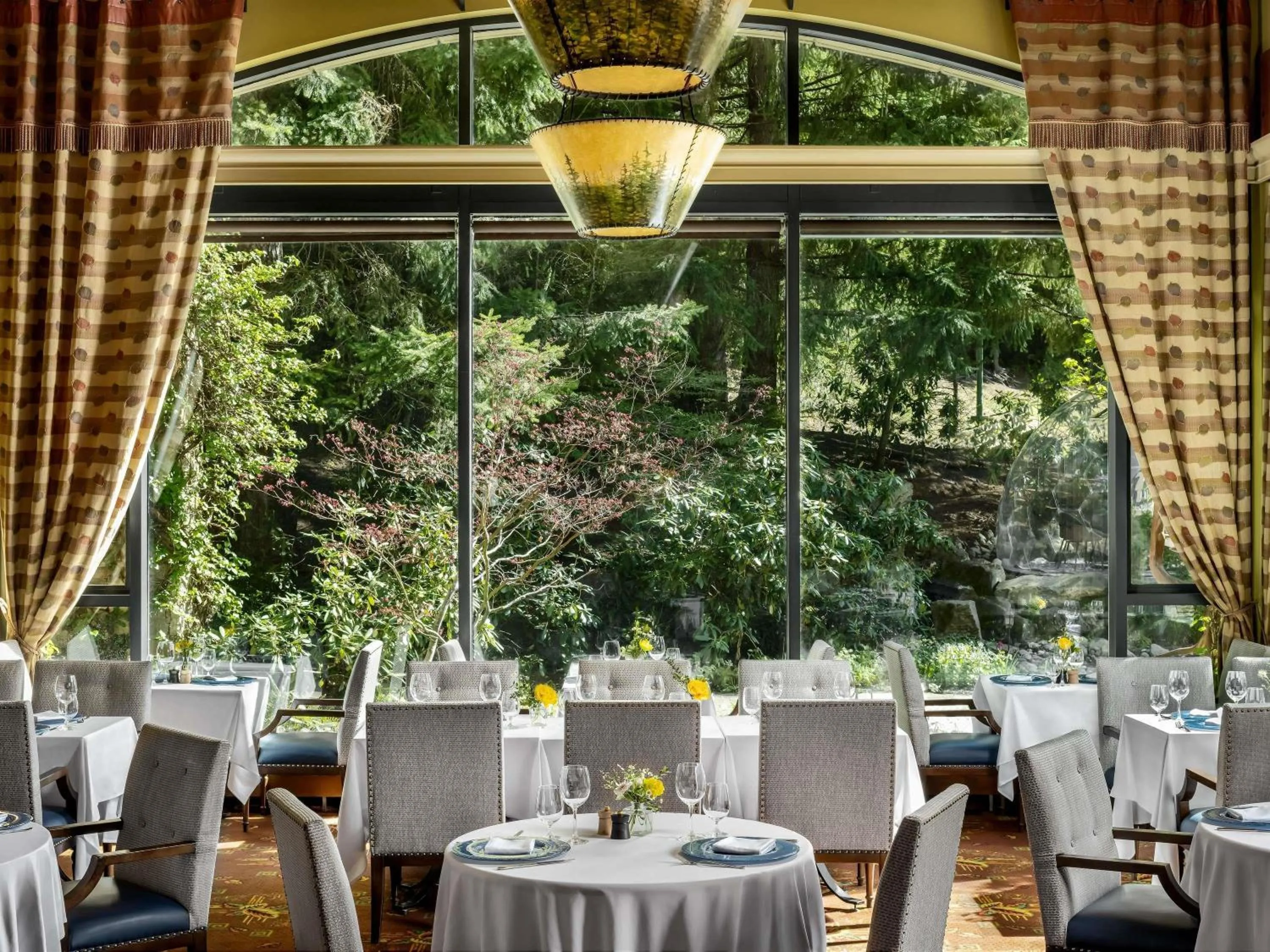 Restaurant/places to eat in Fairmont Chateau Whistler