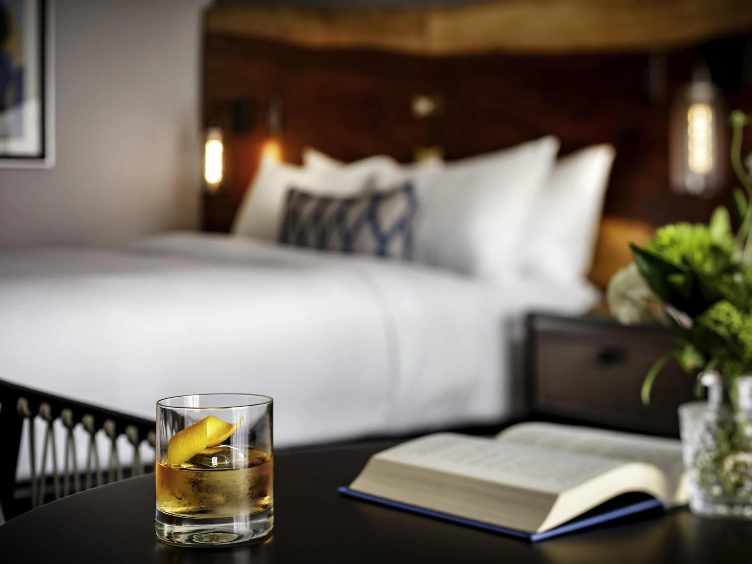 Bedroom, Bed in Fairmont Chateau Whistler