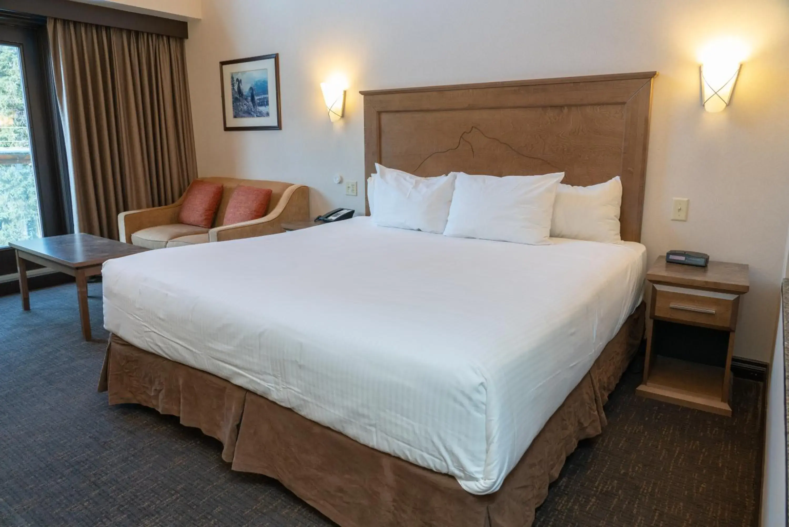 Bed in The Rundlestone Lodge Bed in The Rundlestone Lodge