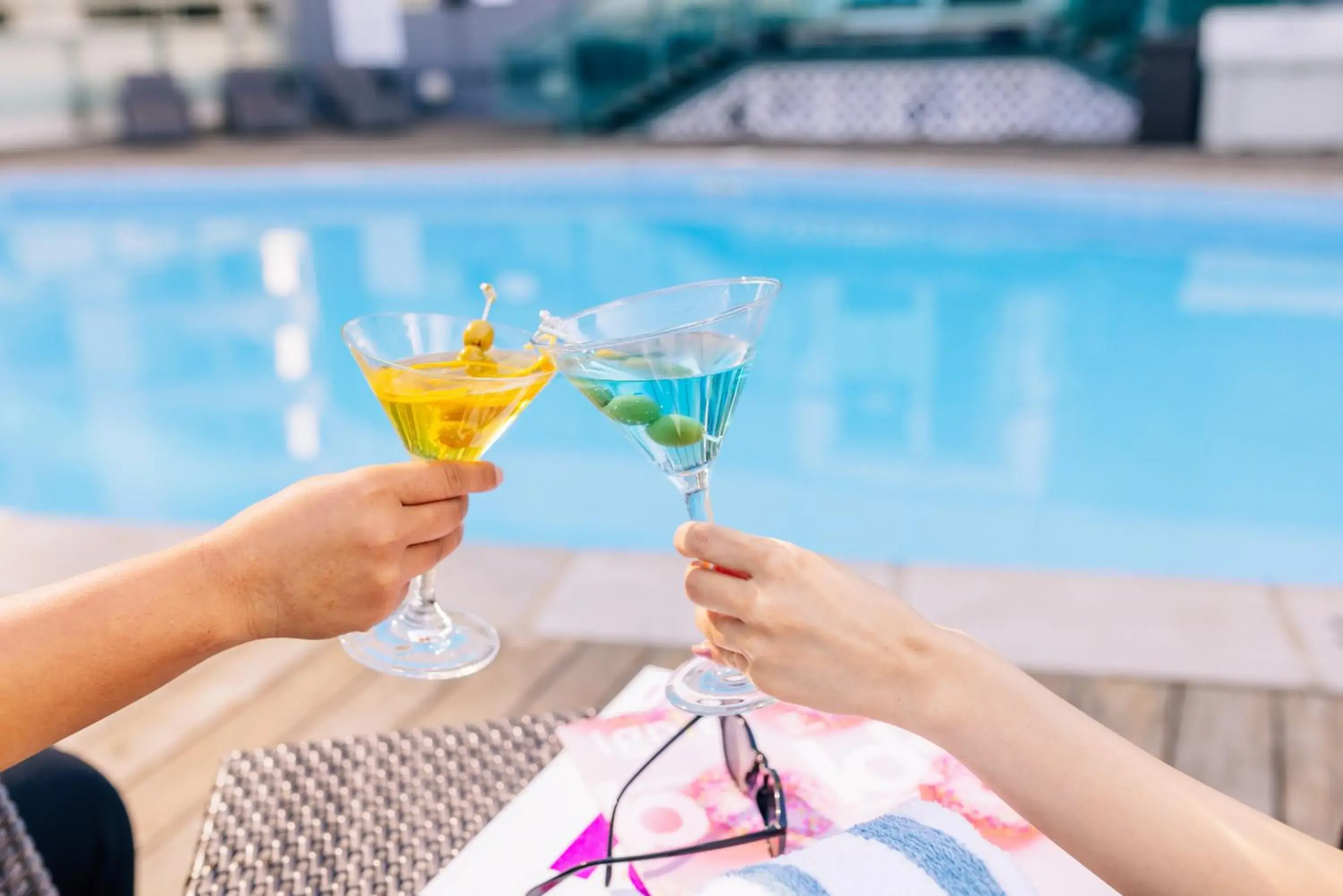 Swimming pool in Hyatt Regency Toronto Swimming pool in Hyatt Regency Toronto