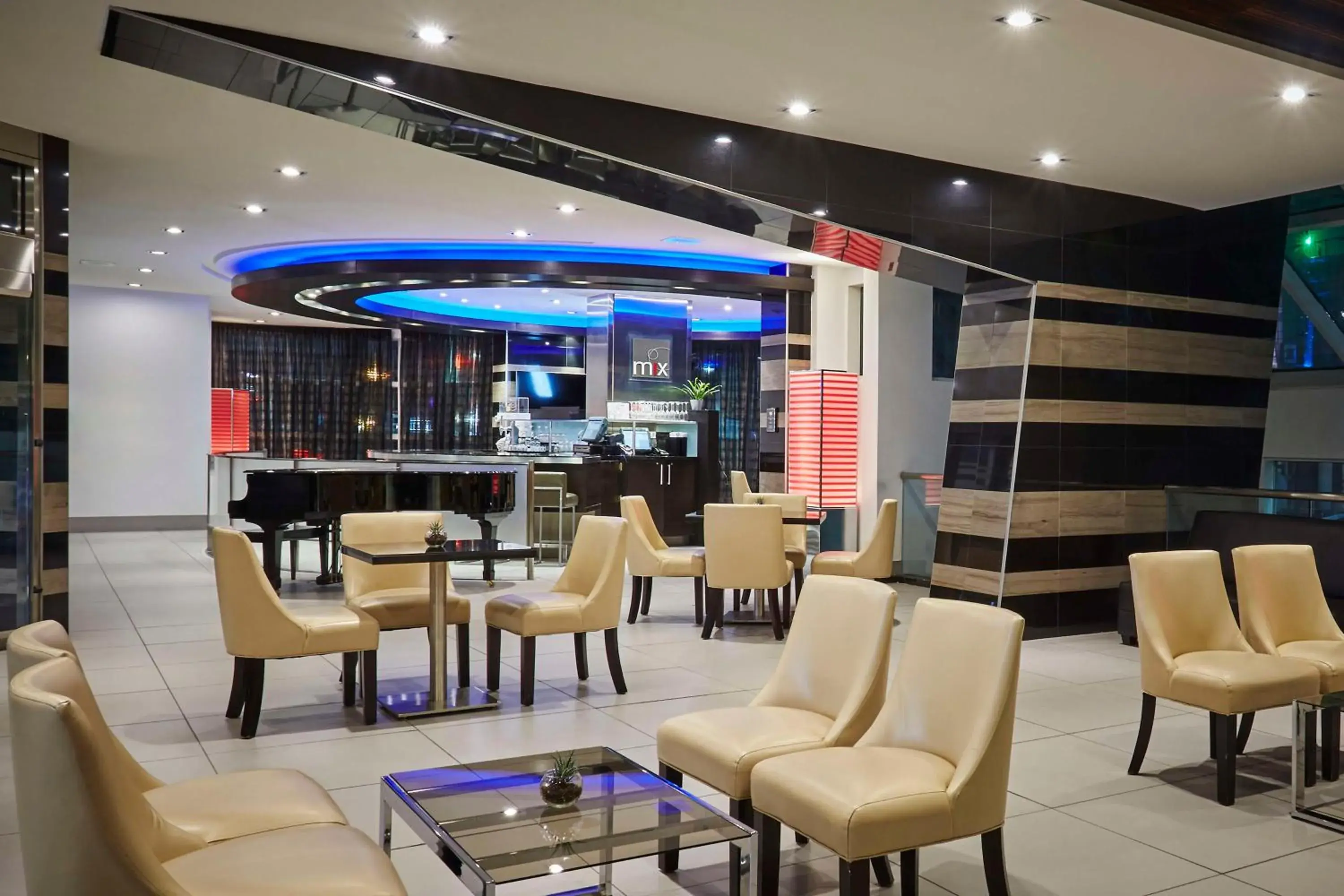 Lounge or bar in Hyatt Regency Toronto Lounge or bar in Hyatt Regency Toronto